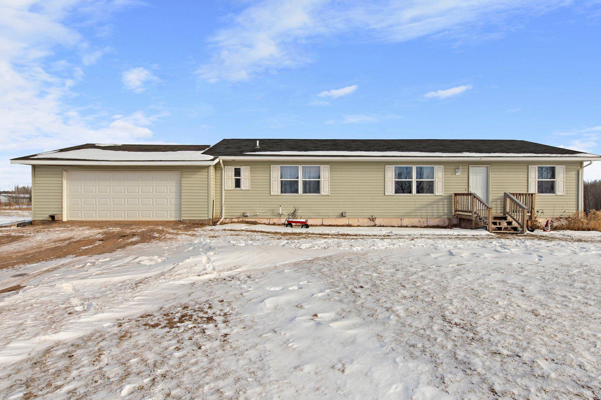 Hinckley, MN 55037,26926 Hinckley RD