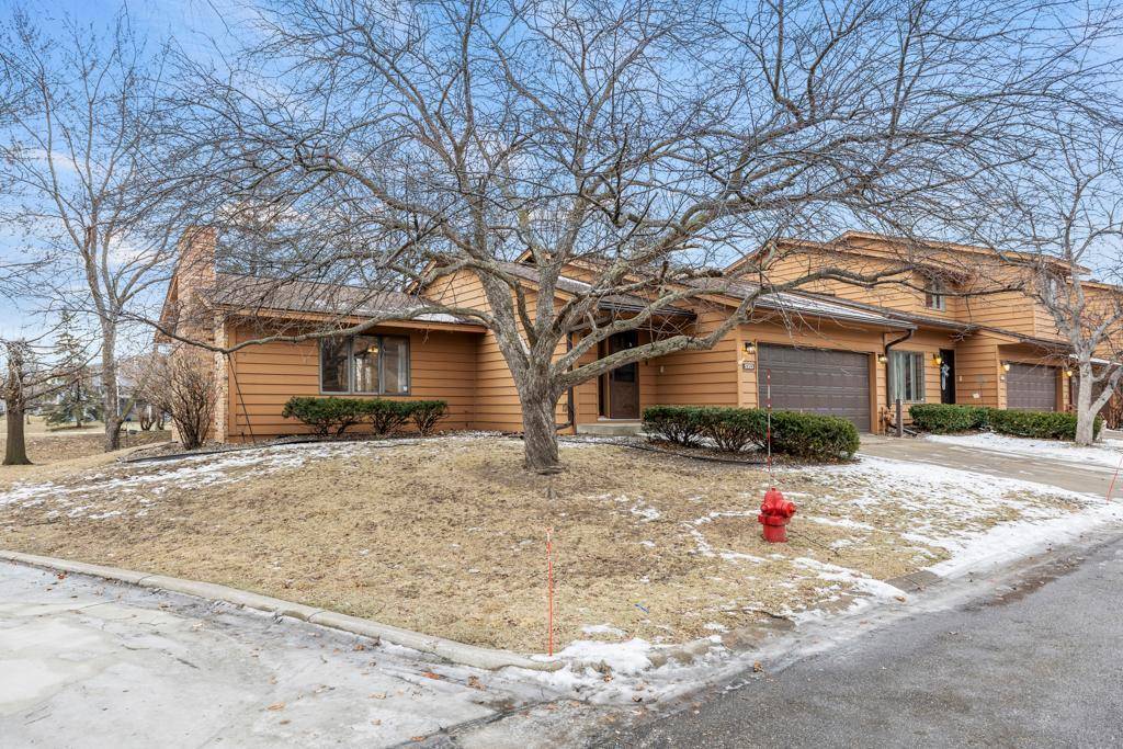 Apple Valley, MN 55124,5353 Upper 147th ST W