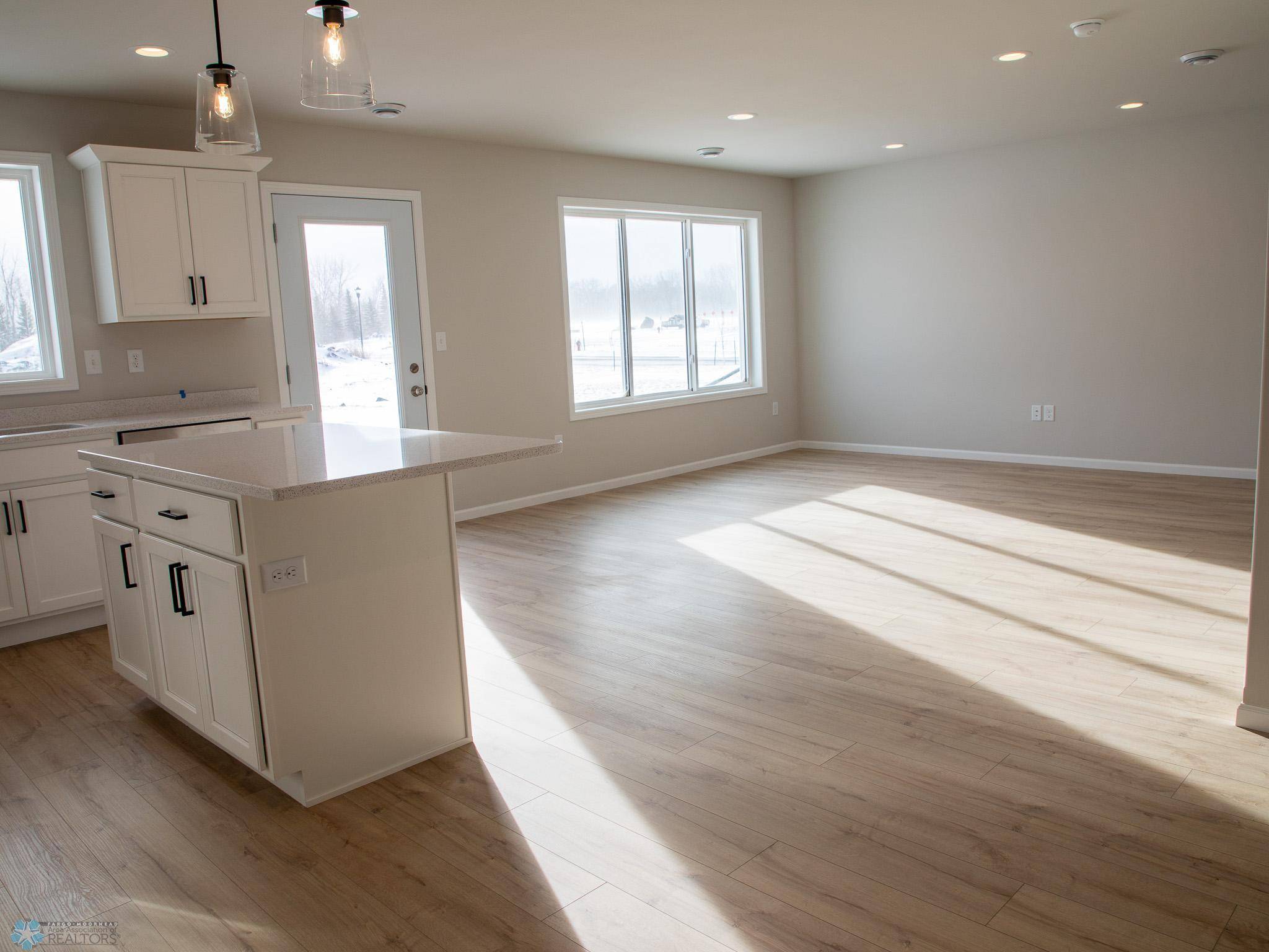 Fargo, ND 58047,7906 Buckthorn AVE