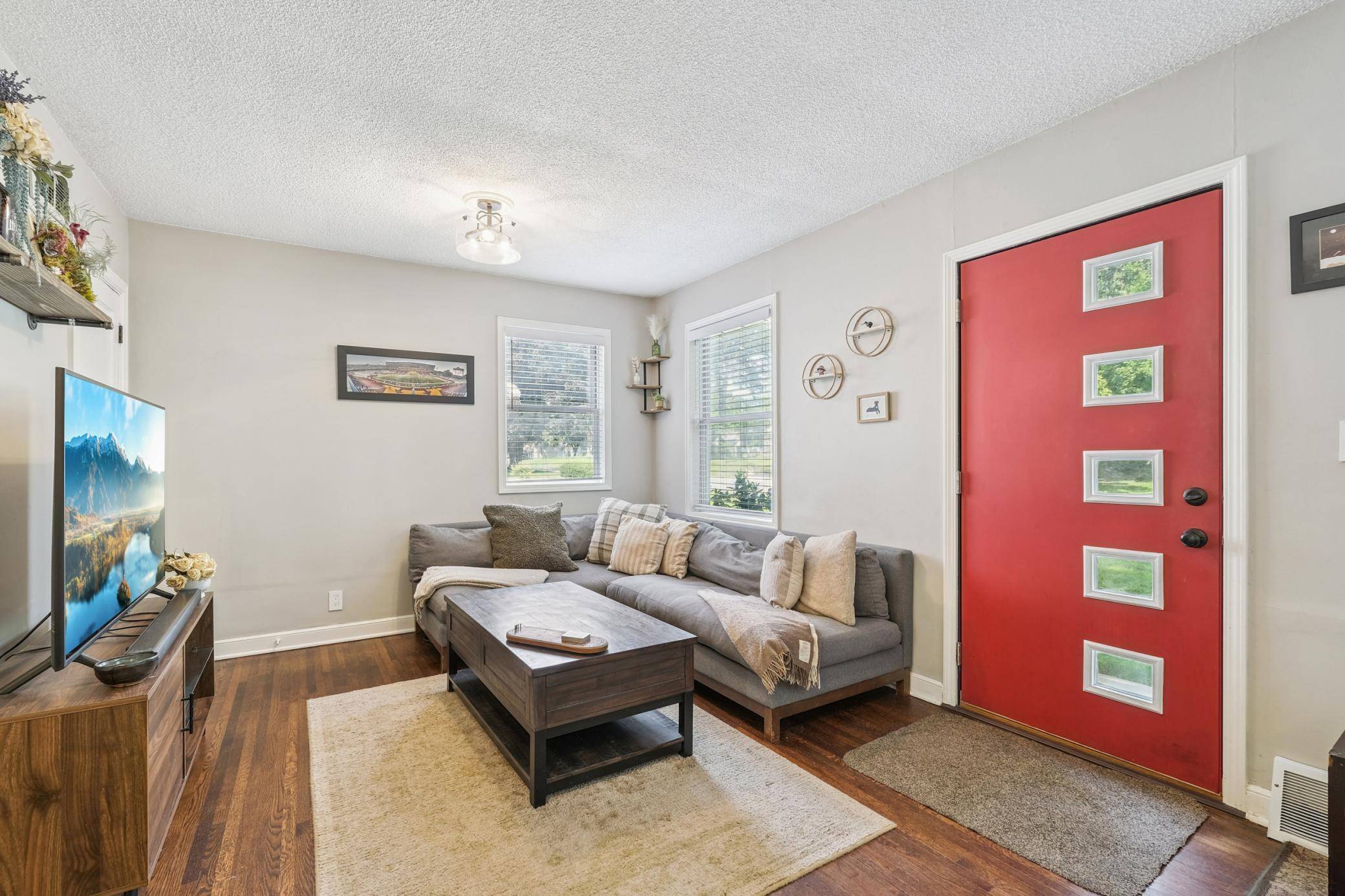 Richfield, MN 55423,6812 Irving AVE S