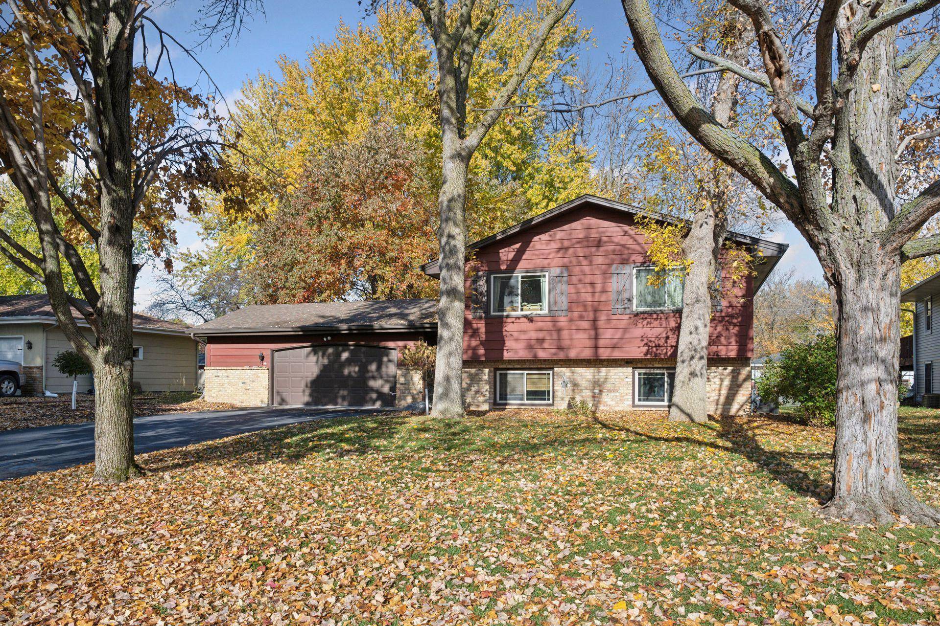 Maple Grove, MN 55369,9590 99th PL N