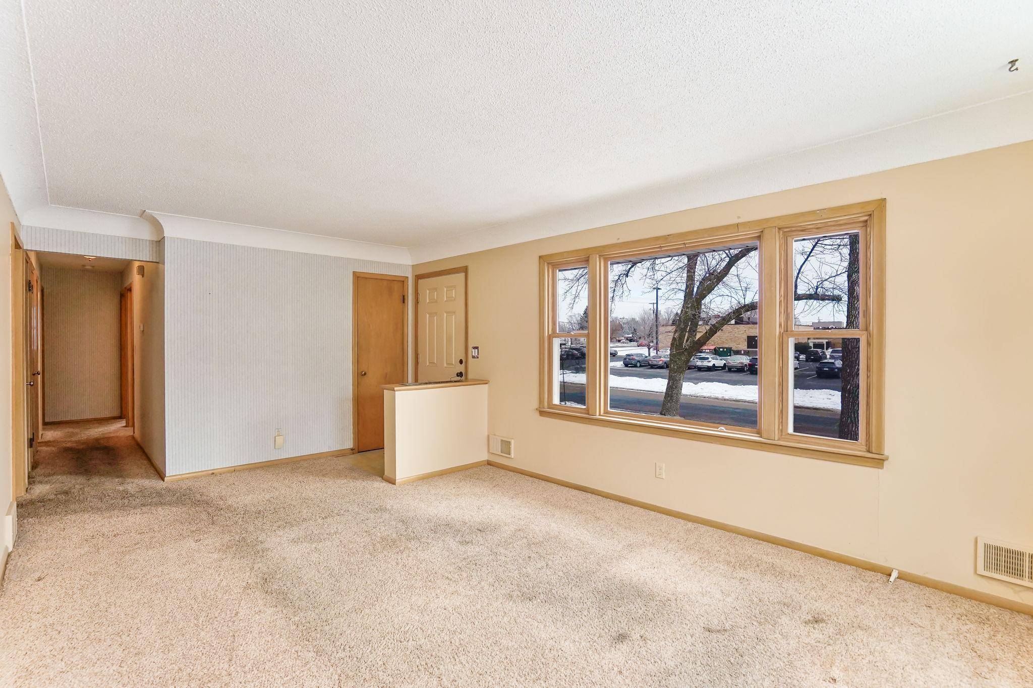 Fridley, MN 55432,7676 Van Buren ST NE
