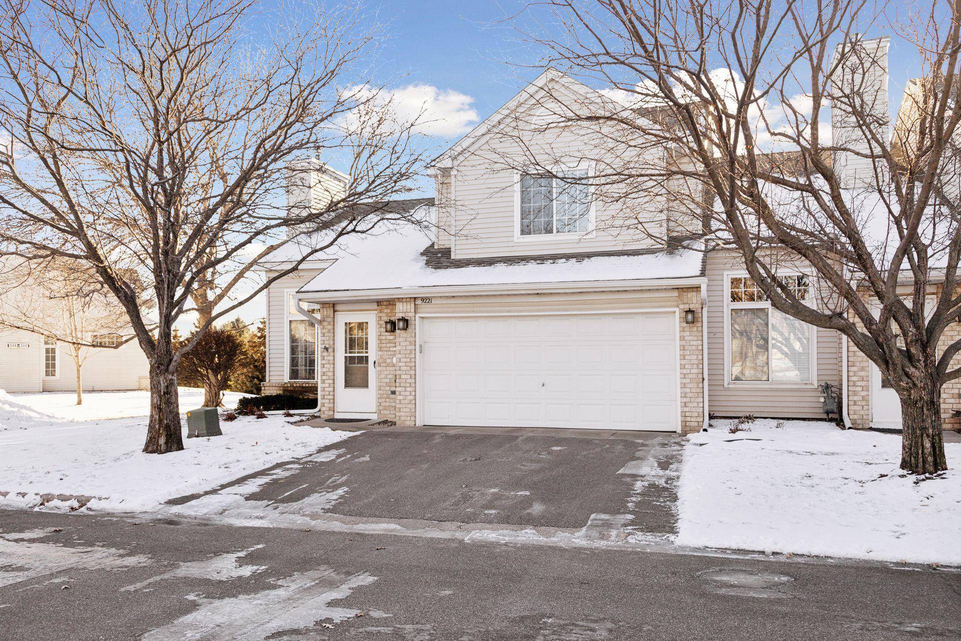 Woodbury, MN 55125,9221 Troon CT