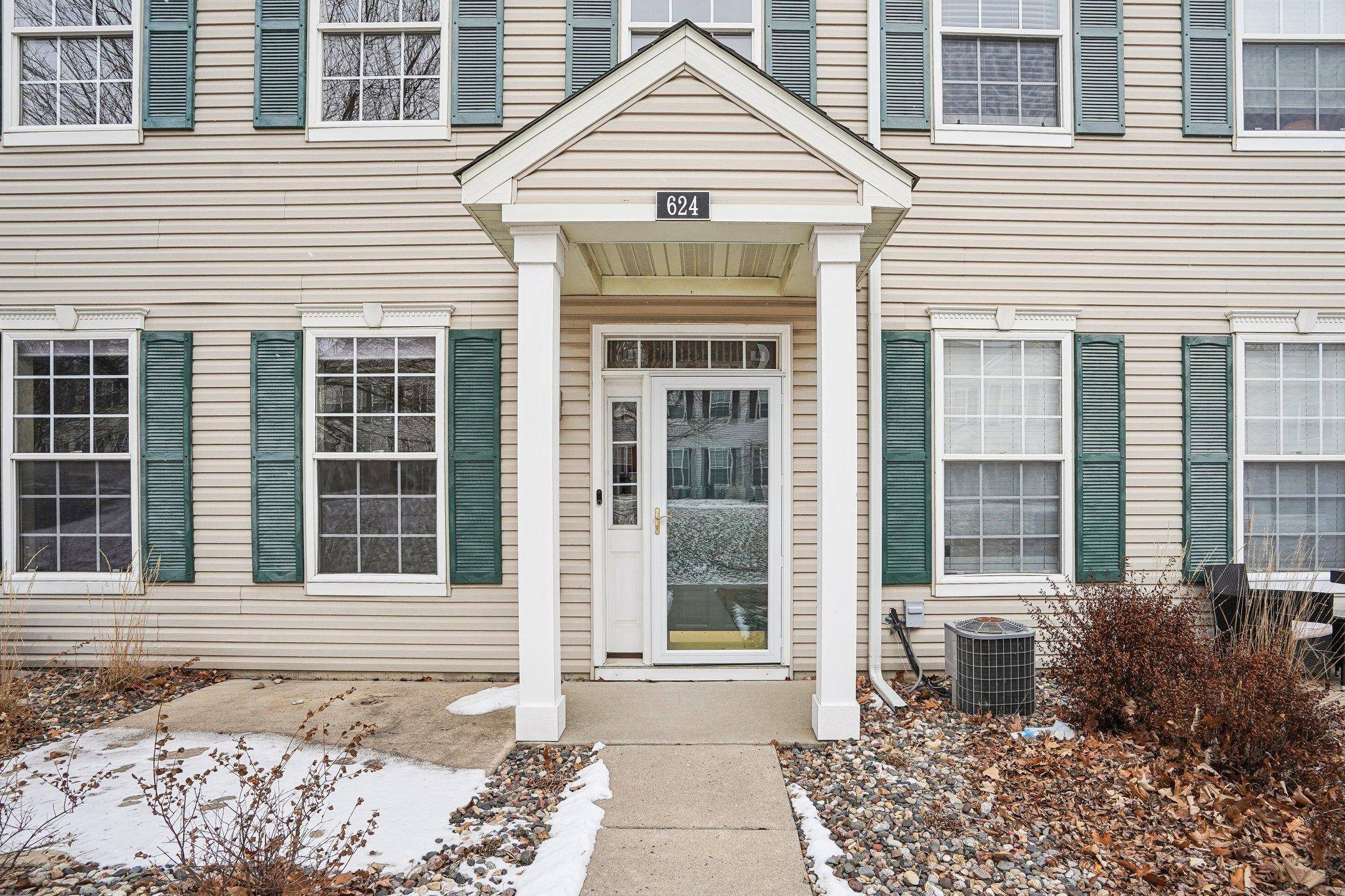 Shakopee, MN 55379,624 Providence DR