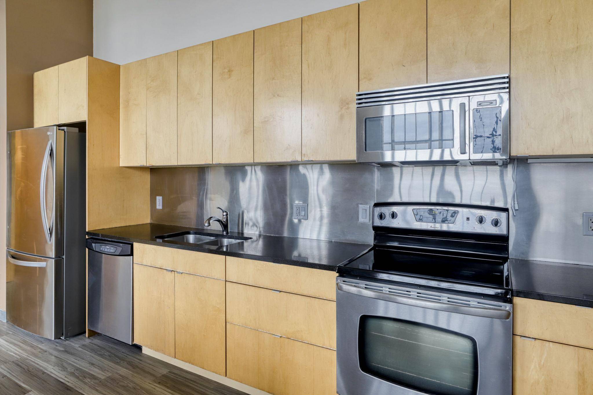 Minneapolis, MN 55407,2929 Chicago AVE #1216