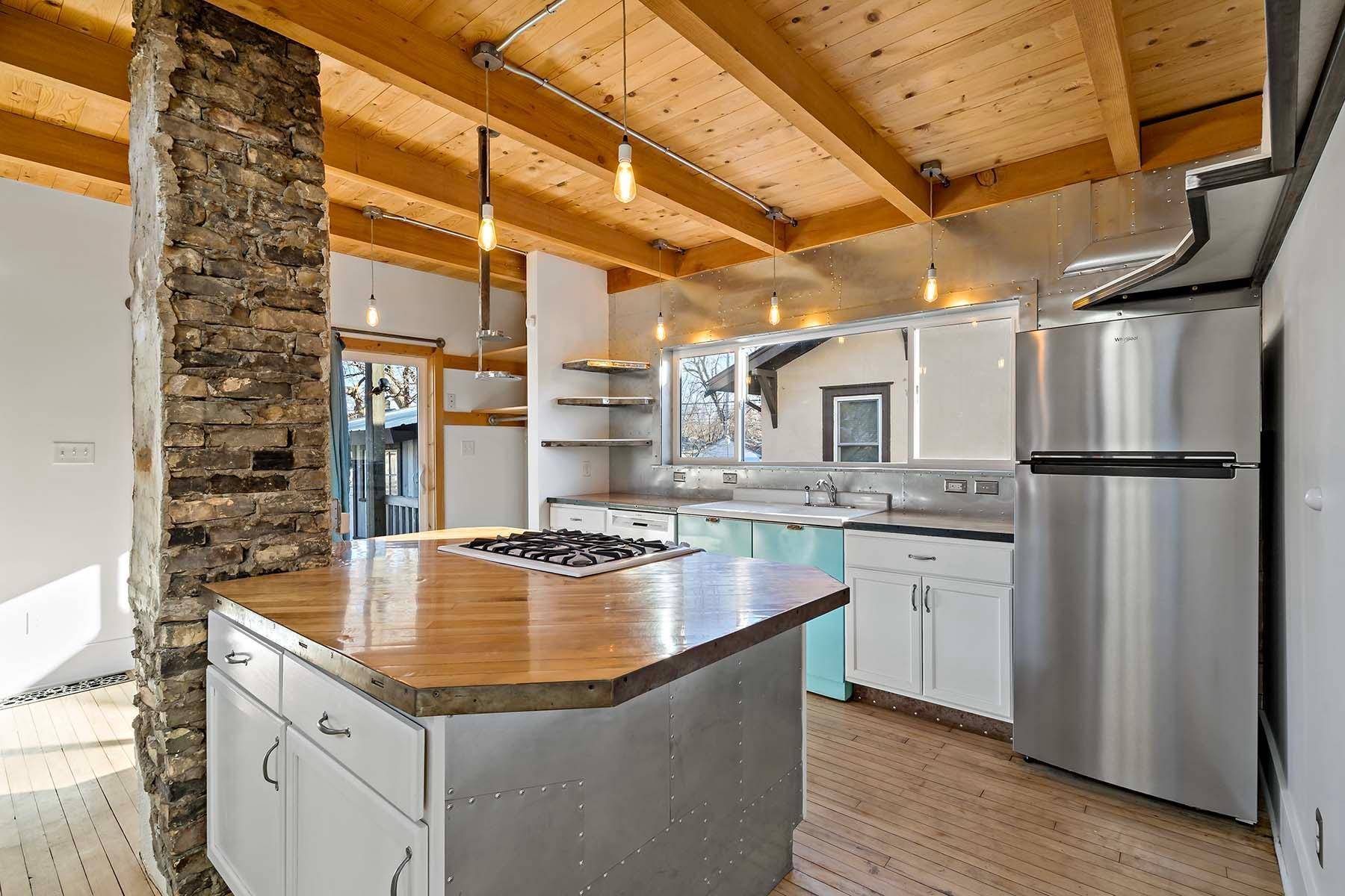 Minneapolis, MN 55406,3117 34th AVE S