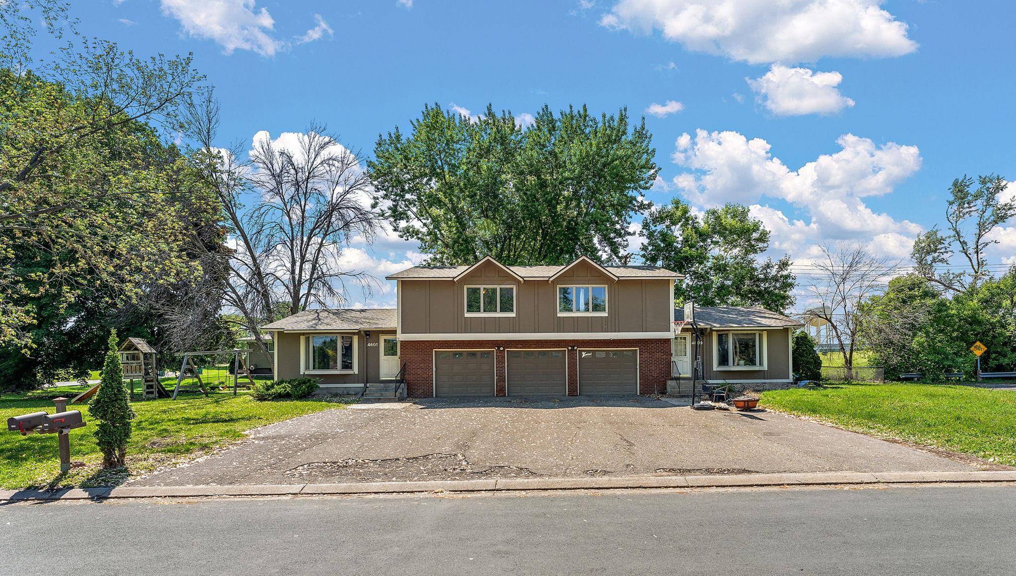 New Hope, MN 55428,4601-4609 Xylon AVE N