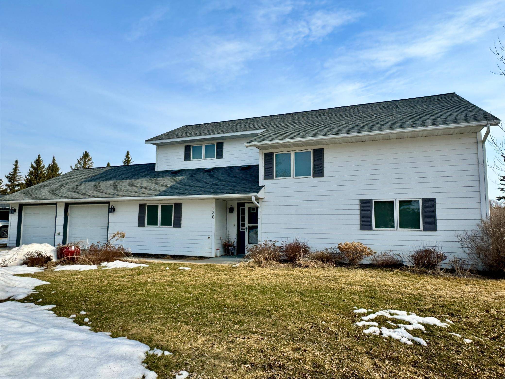 Warroad, MN 56763,230 Dogwood DR