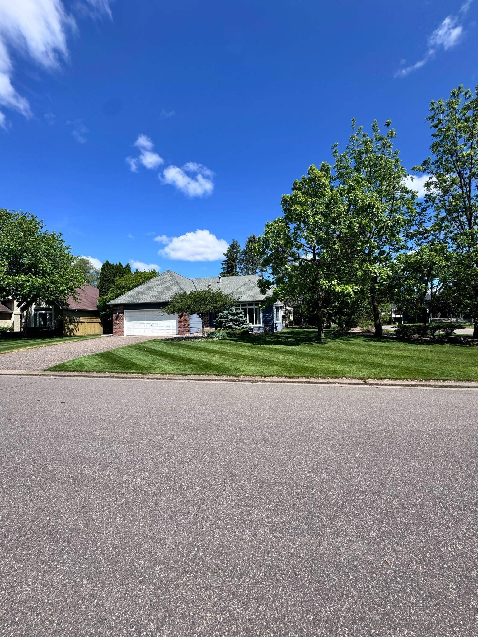 Shoreview, MN 55126,5639 Park Place DR