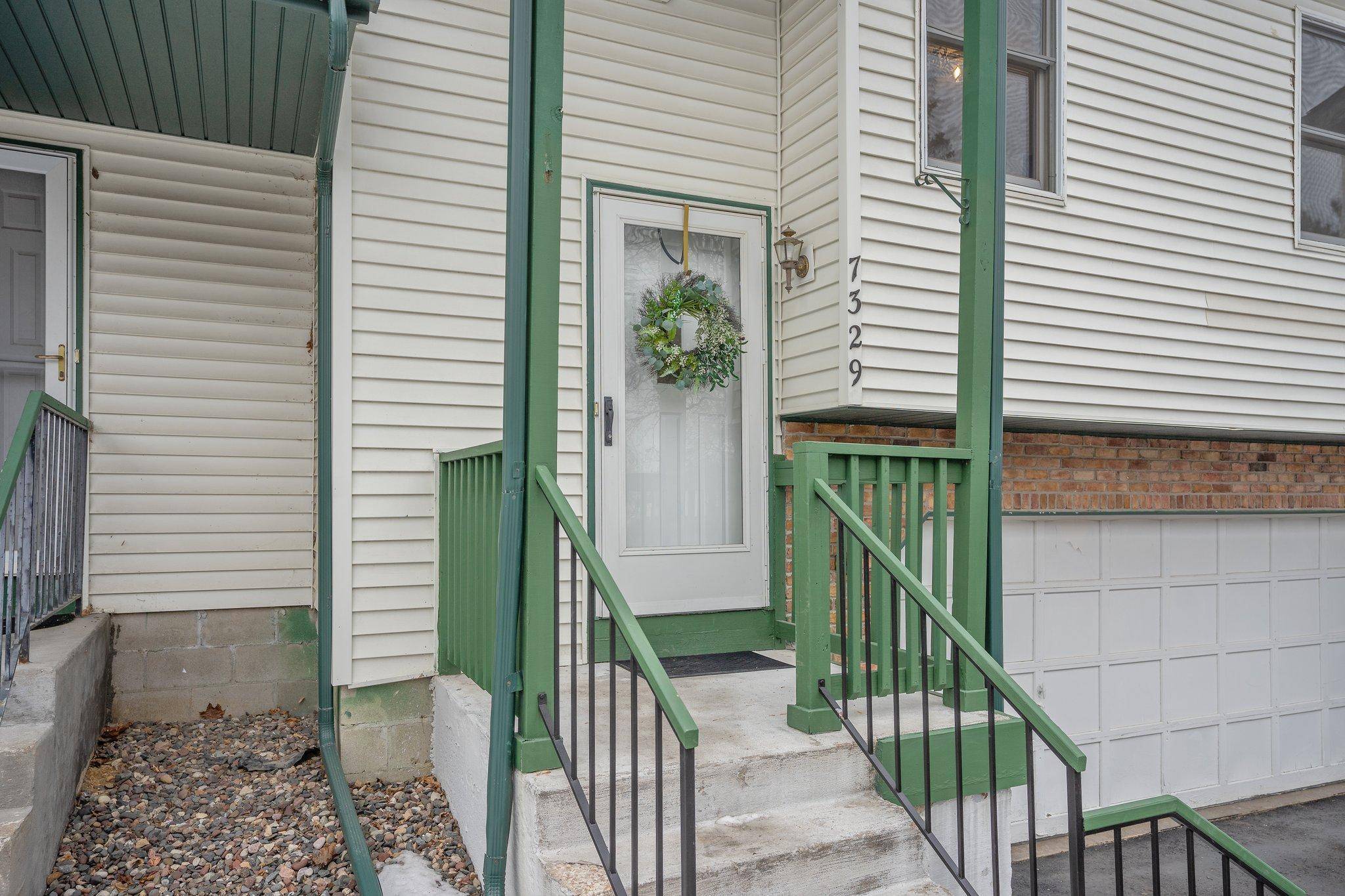 Eden Prairie, MN 55346,7329 Bren LN
