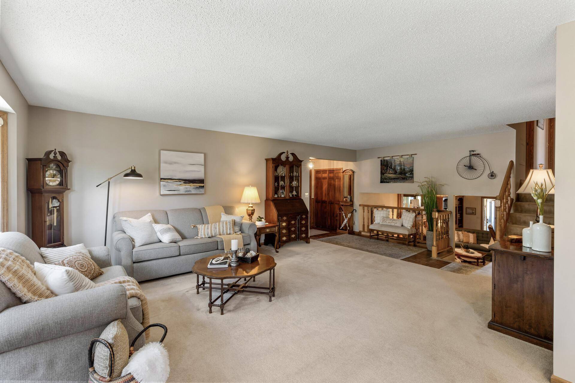 Burnsville, MN 55306,14611 Southpointe CT