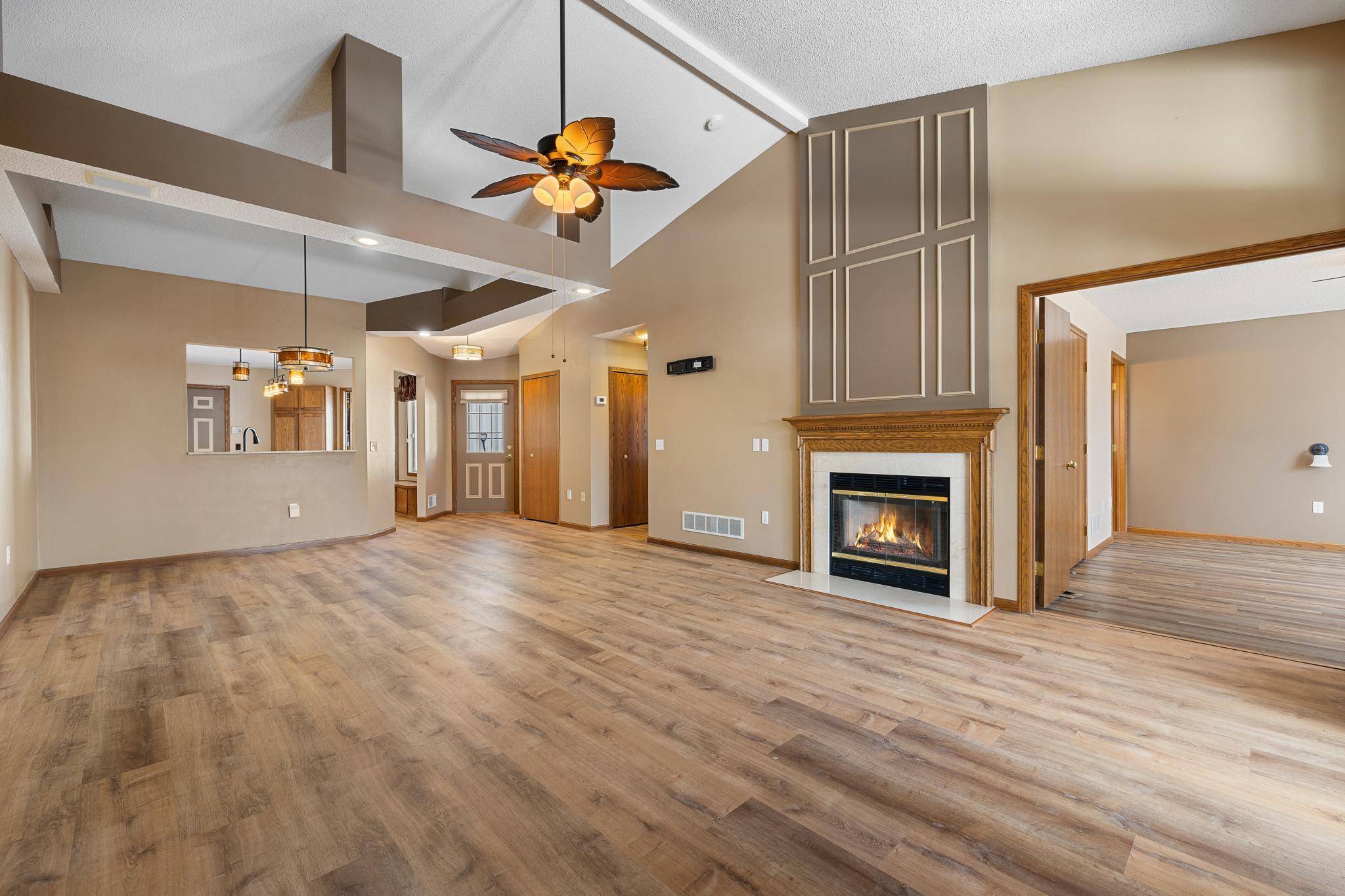 Woodbury, MN 55125,7602 Ojibway Park