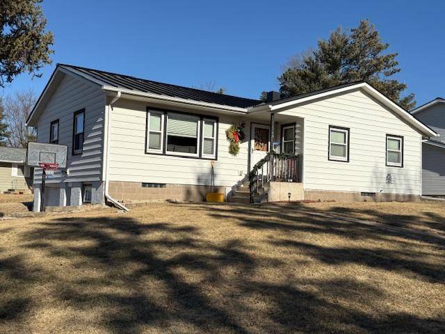 Caledonia, MN 55921,524 Lincoln ST W