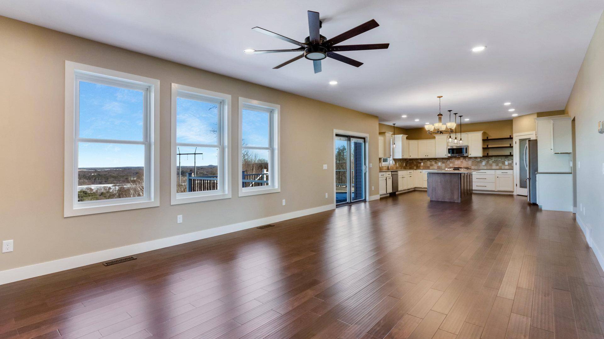 Eau Claire, WI 54703,3982 Highview DR