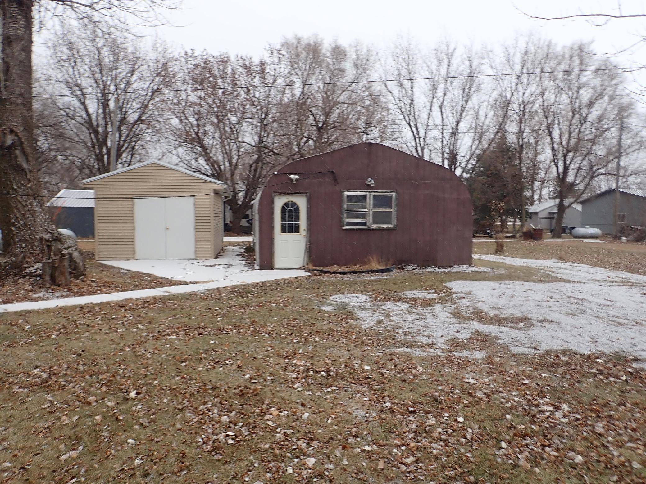 Kenneth, MN 56147,376 Main ST