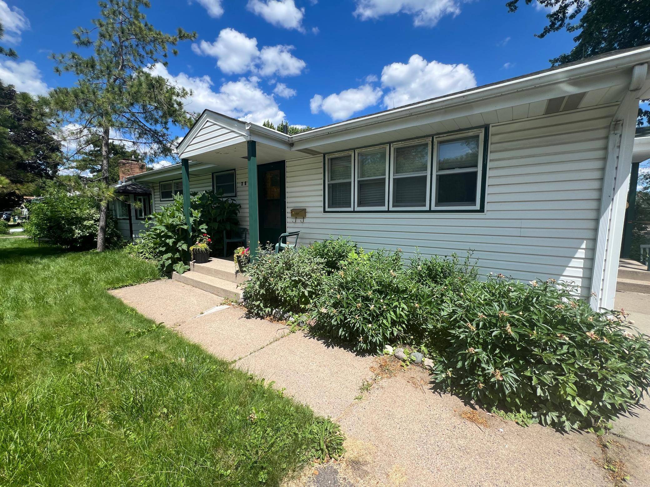 Columbia Heights, MN 55421,3953 Arthur ST NE