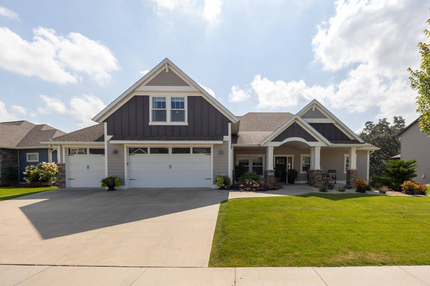 Rochester, MN 55906,3008 Stone Park DR NE