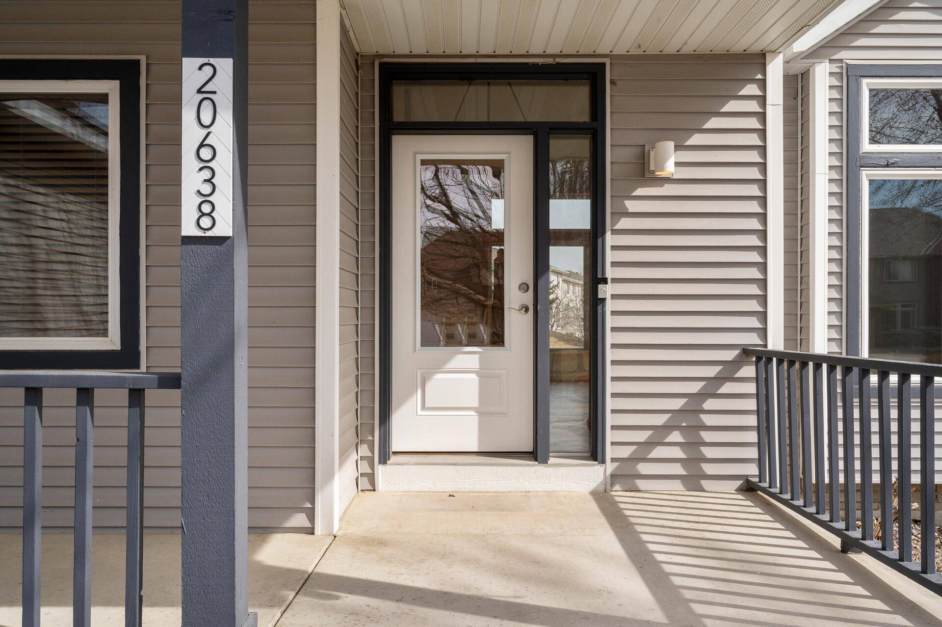 Lakeville, MN 55044,20638 Helena LN