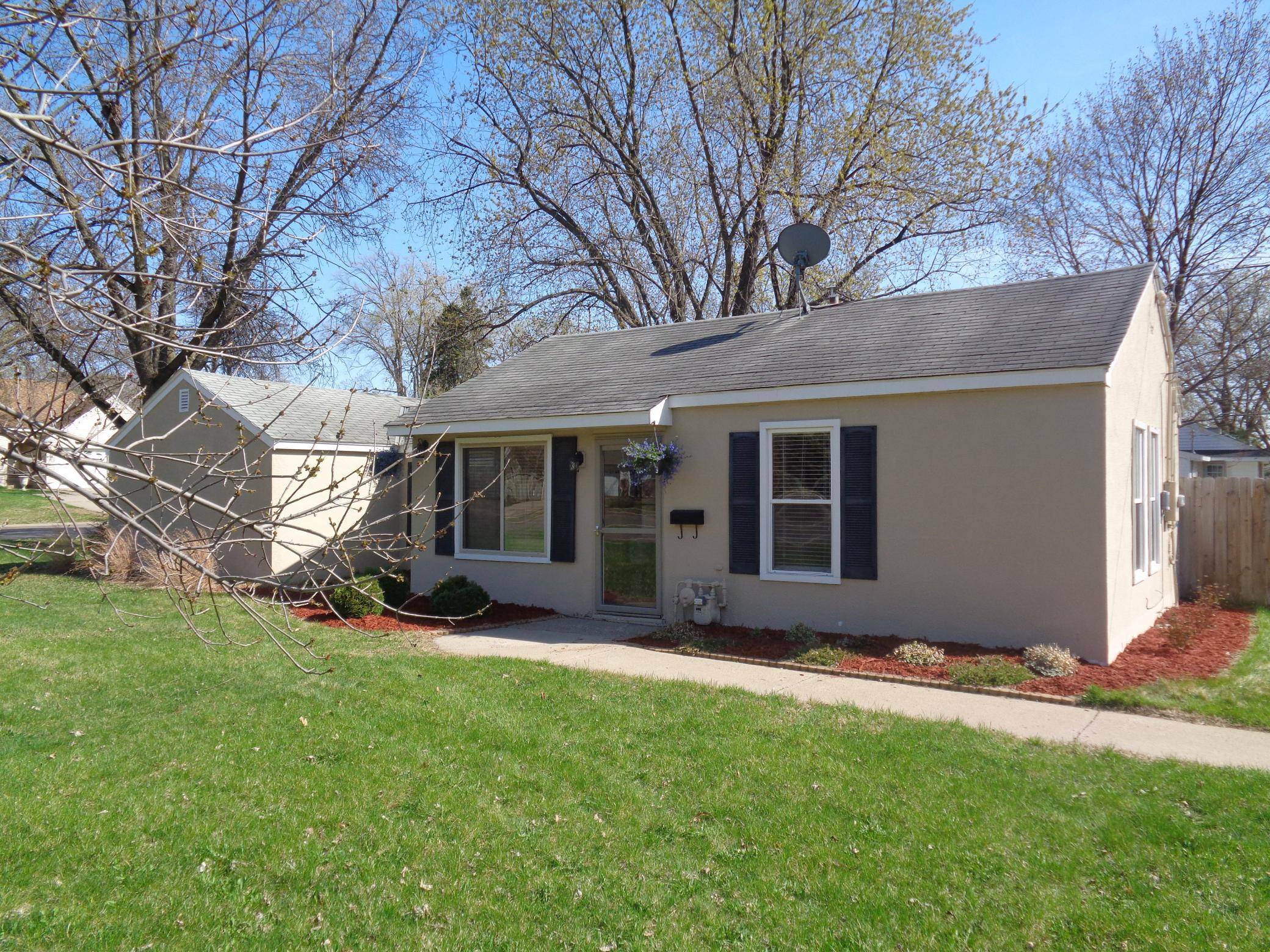Bloomington, MN 55420,401 W 102nd ST