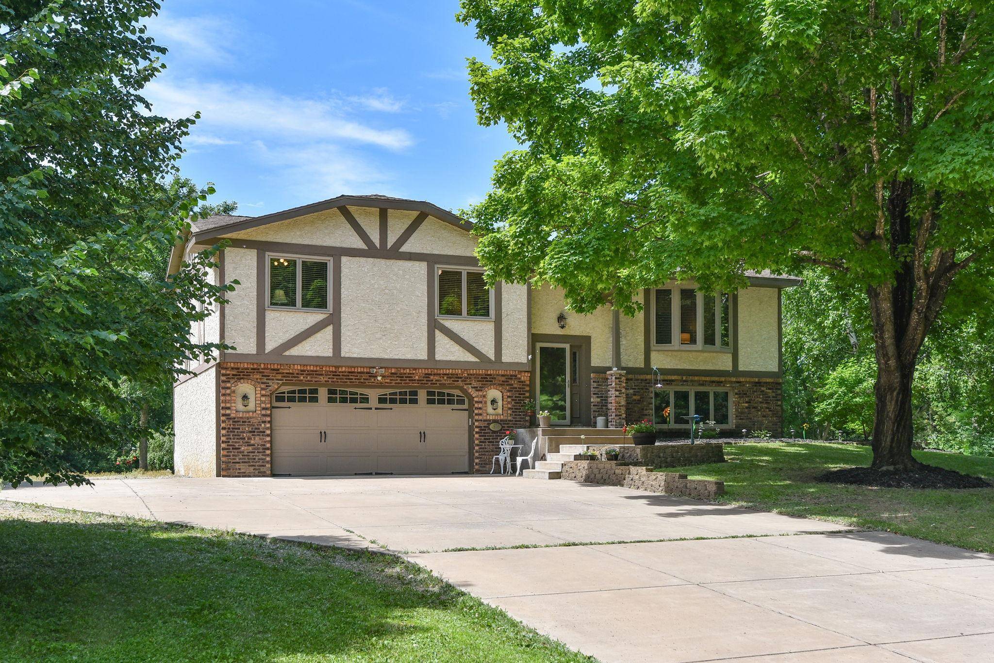 Saint Michael, MN 55376,4879 Mayelin AVE NE