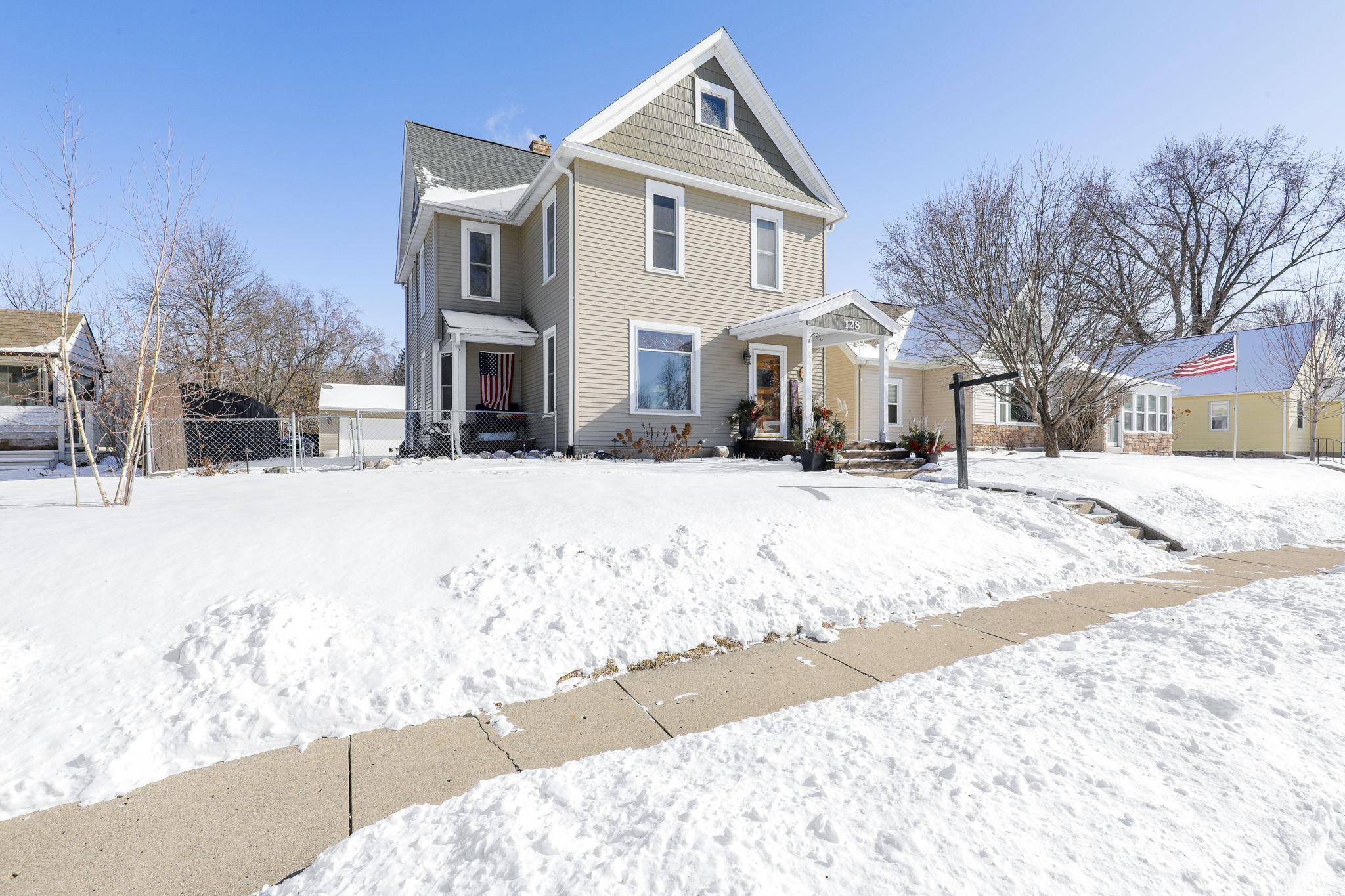 Delano, MN 55328,128 3rd ST S