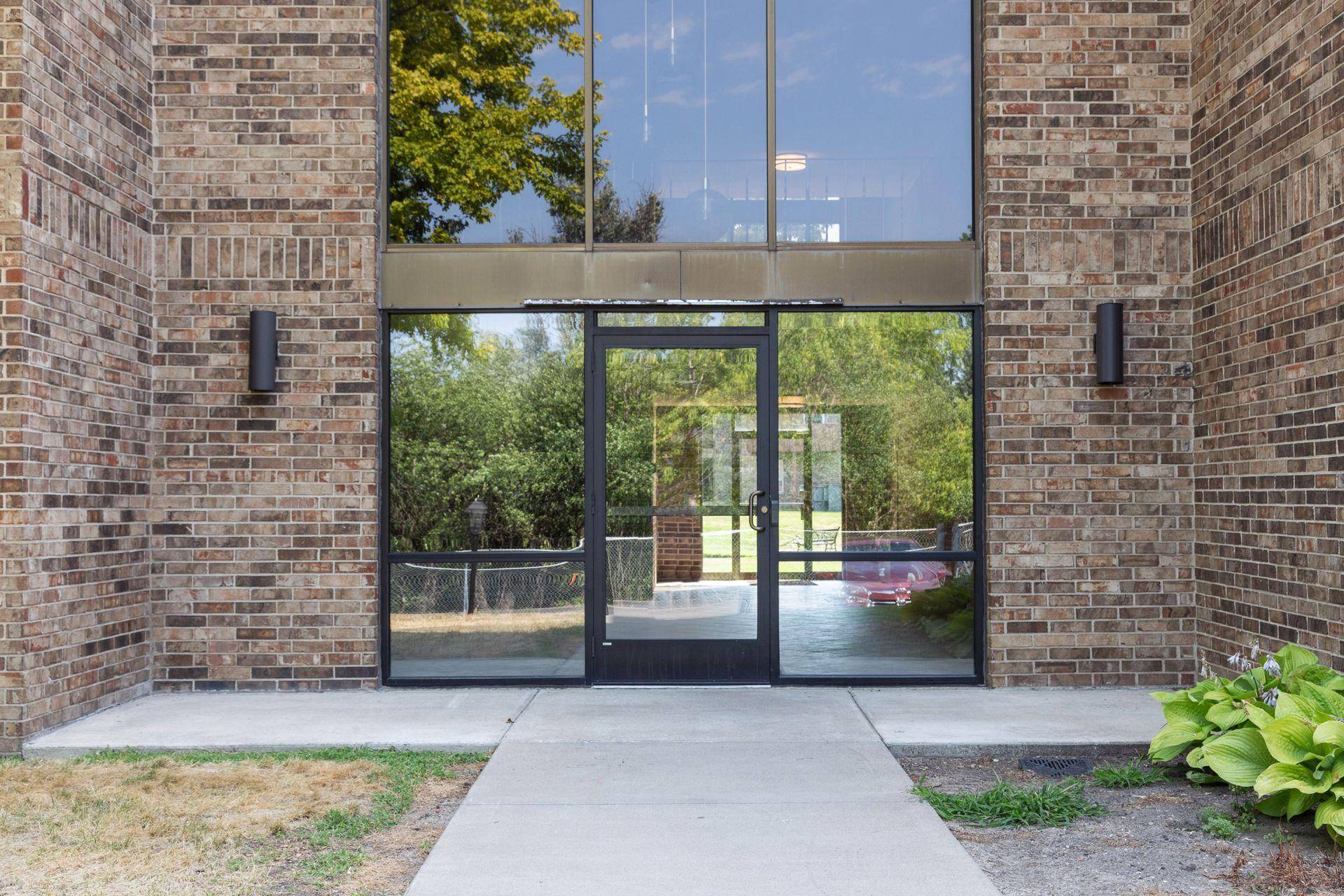 Roseville, MN 55113,2240 Midland Grove RD #306