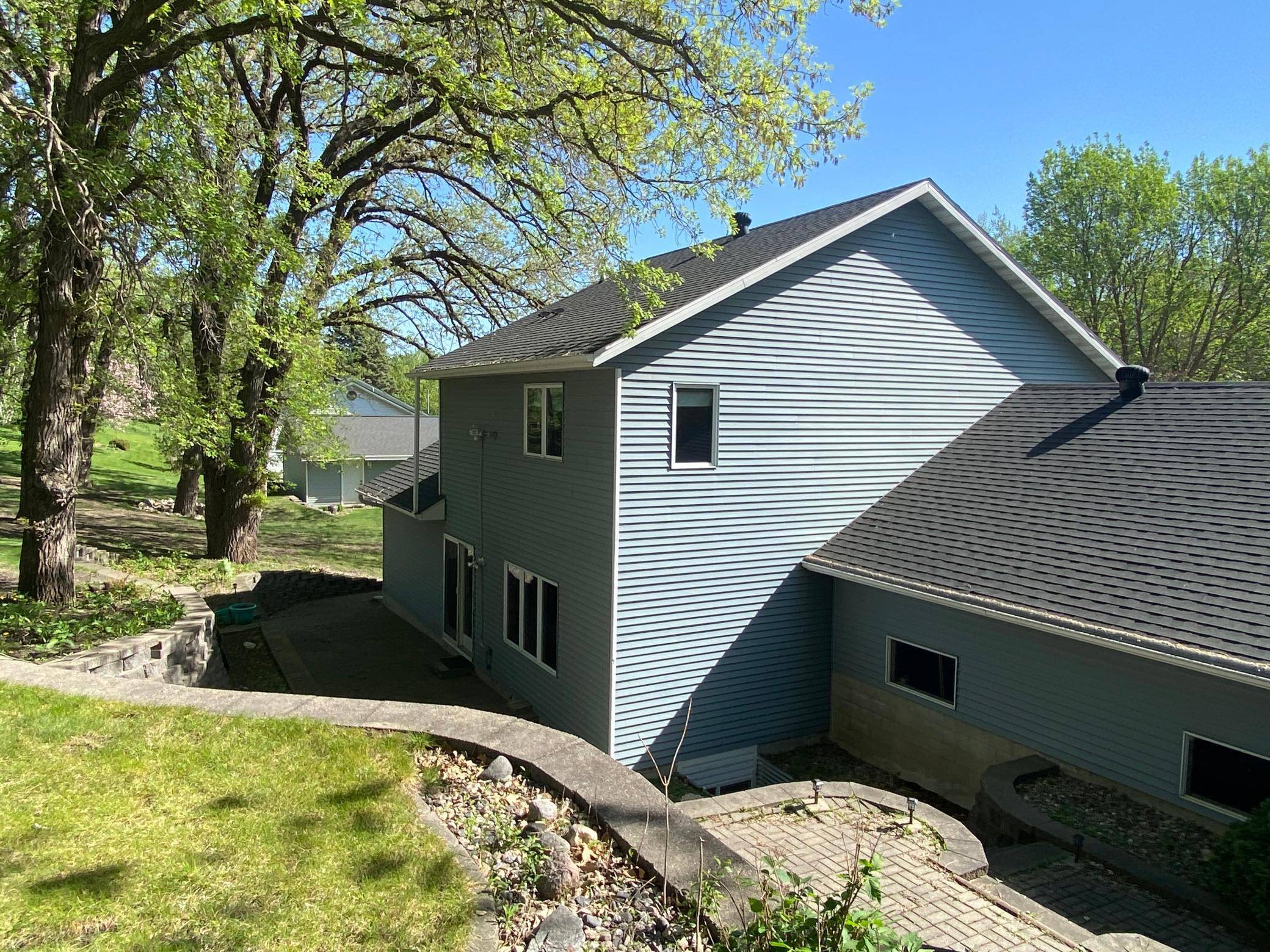 Fergus Falls, MN 56537,517 Valley DR