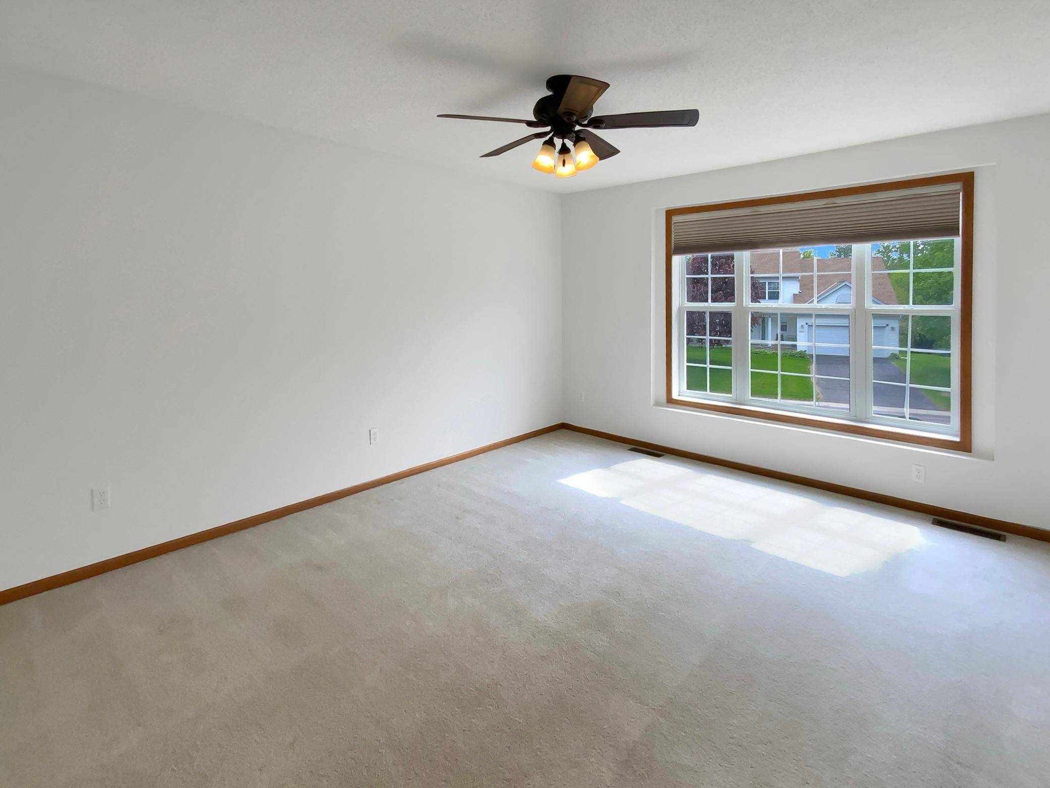 Apple Valley, MN 55124,15588 Finch AVE
