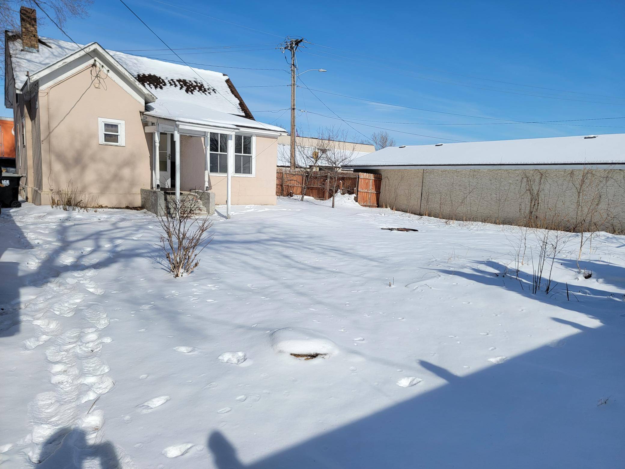 Anoka, MN 55303,414 Western LN
