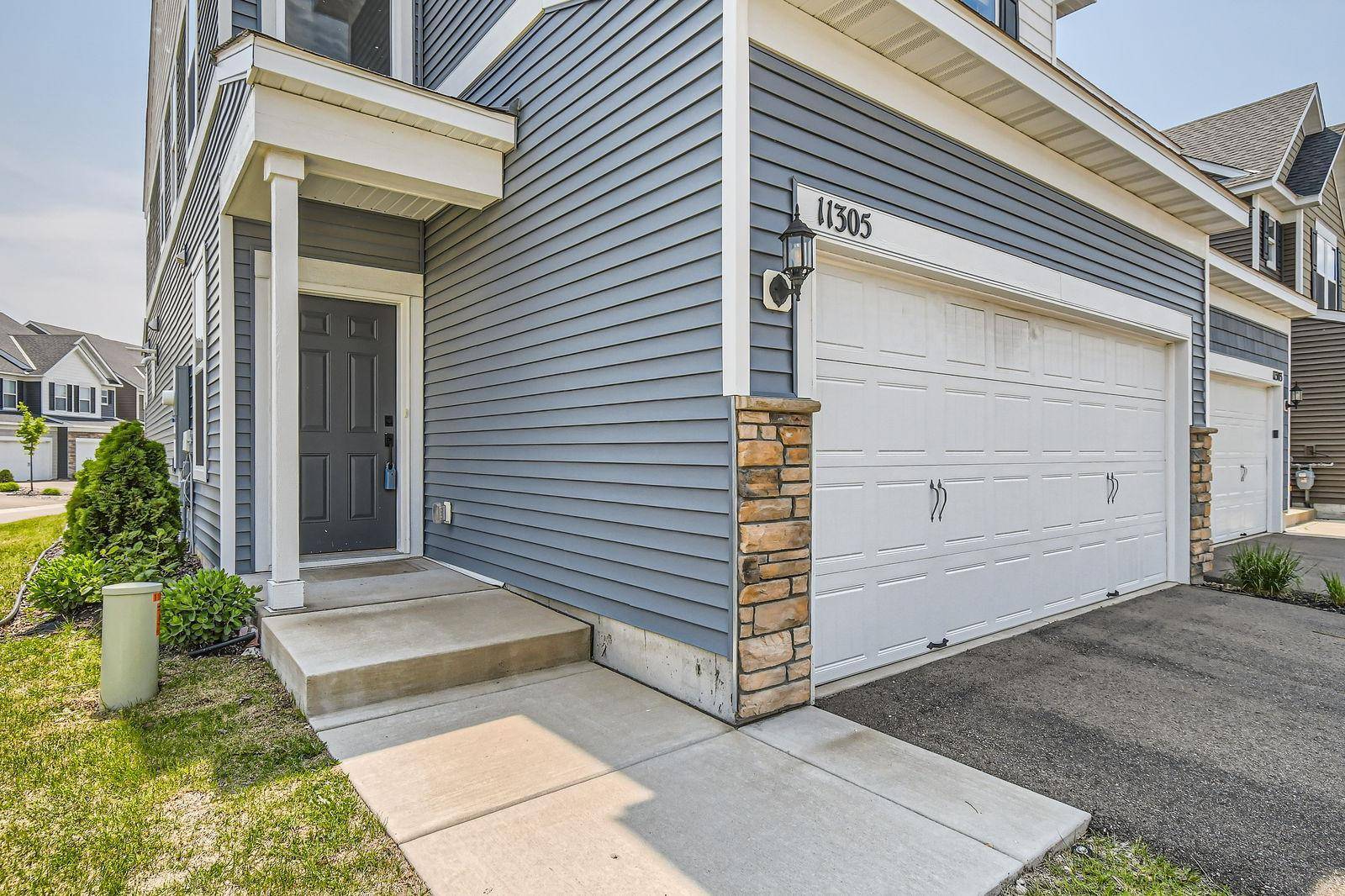 Woodbury, MN 55129,11305 Brookview RD