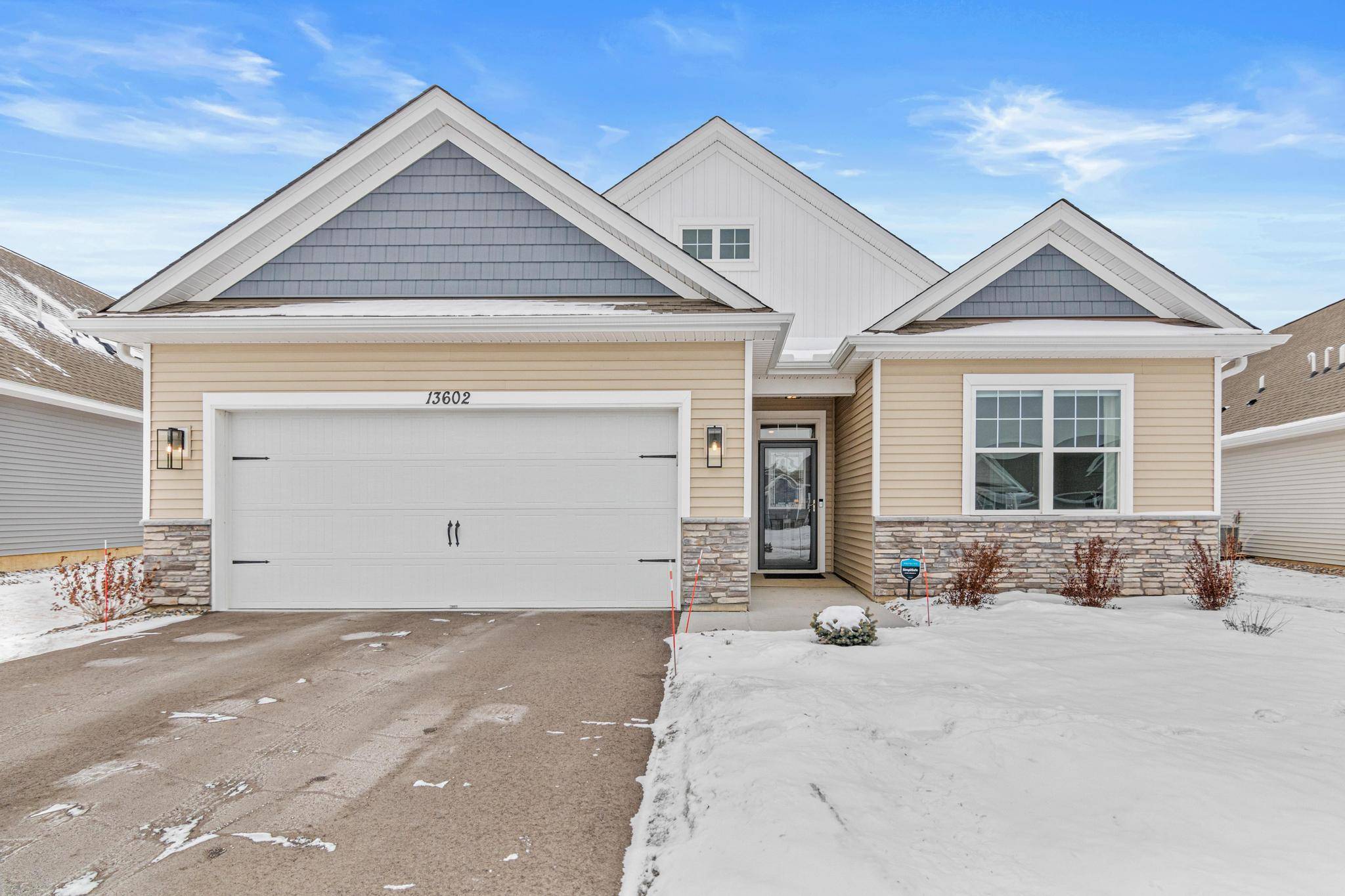 Rosemount, MN 55068,13602 Applewood TRL