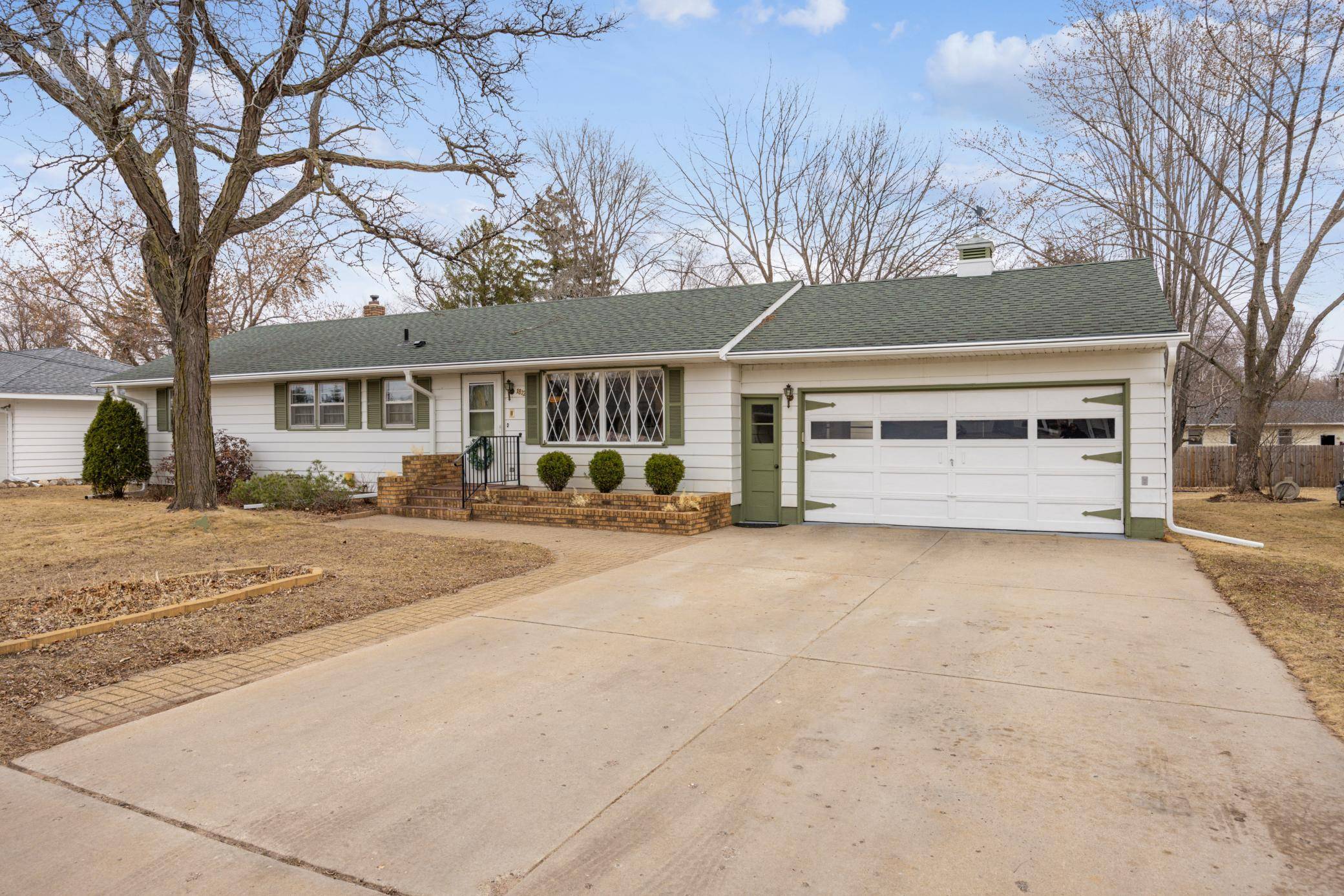 Saint Cloud, MN 56301,1812 11th AVE S