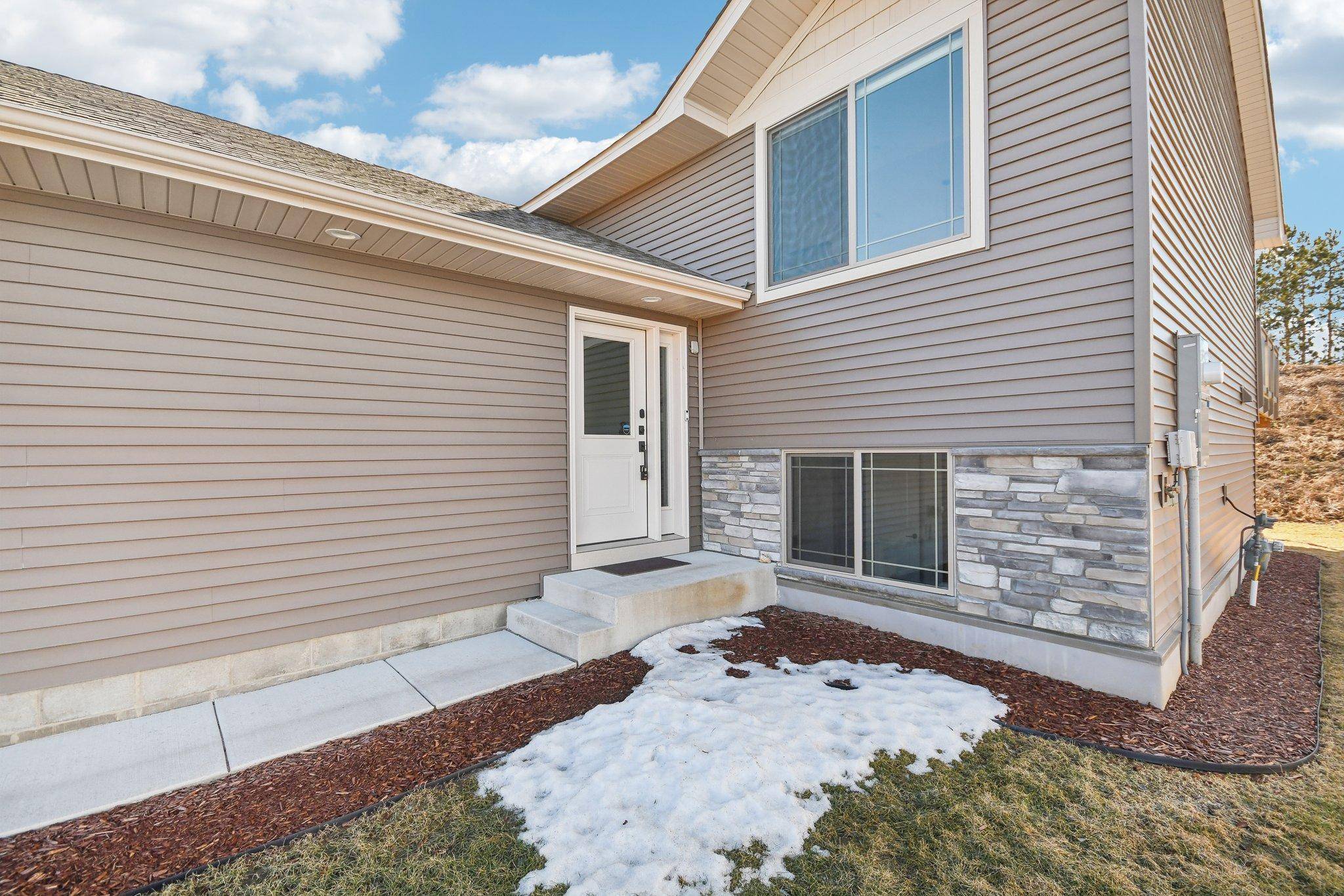 Chisago City, MN 55013,8885 Parkview CIR