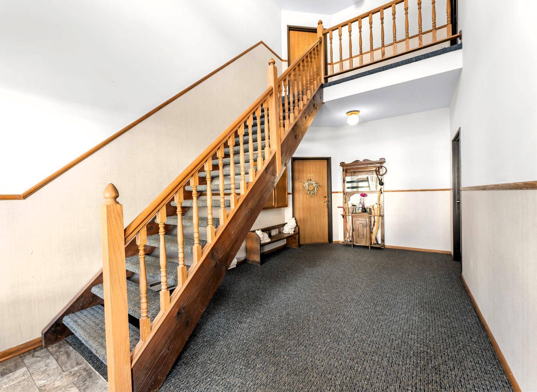 Eagan, MN 55123,3572 Blue Jay WAY #103