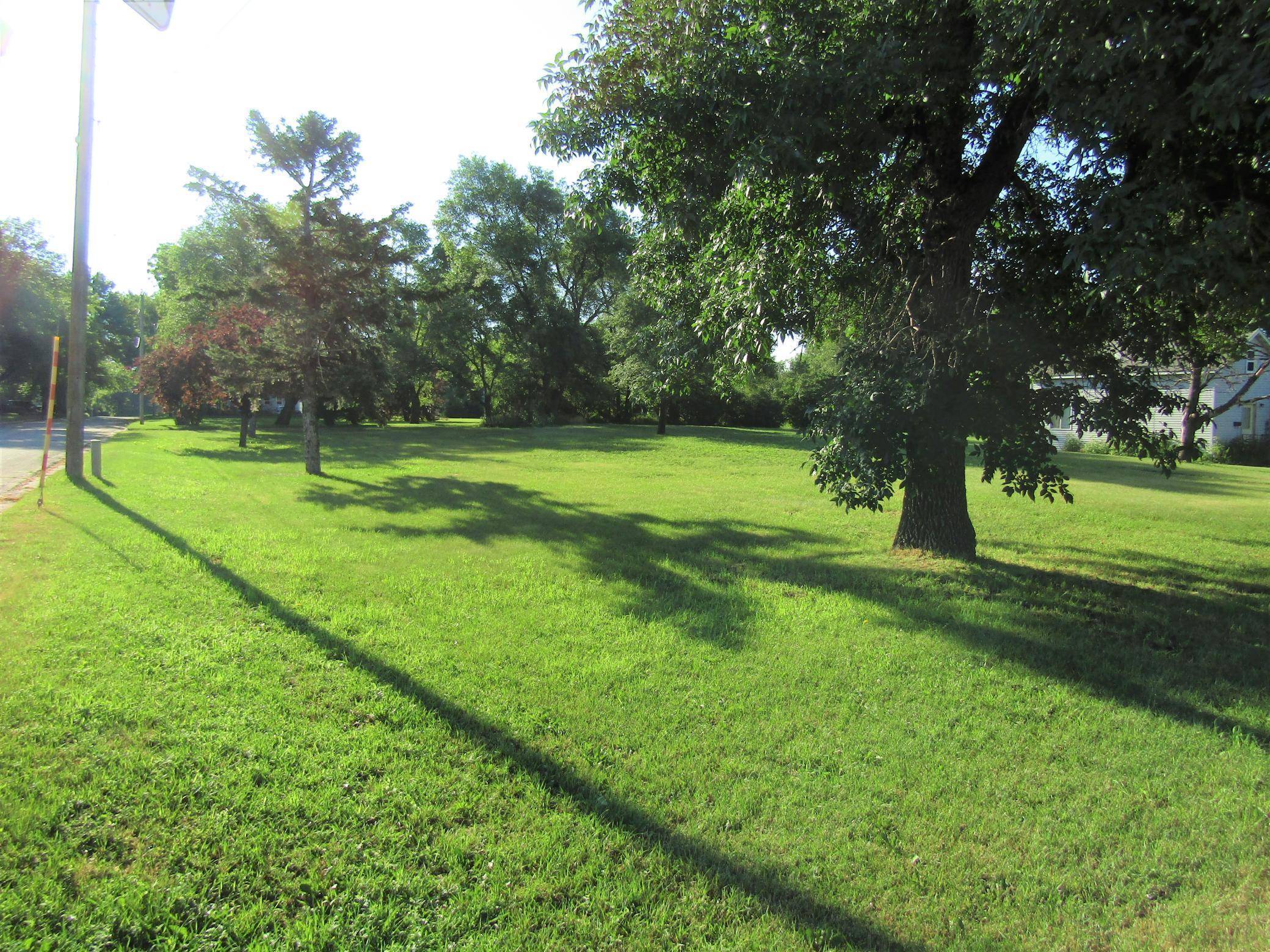 Appleton, MN 56208,650 N Munsterman ST