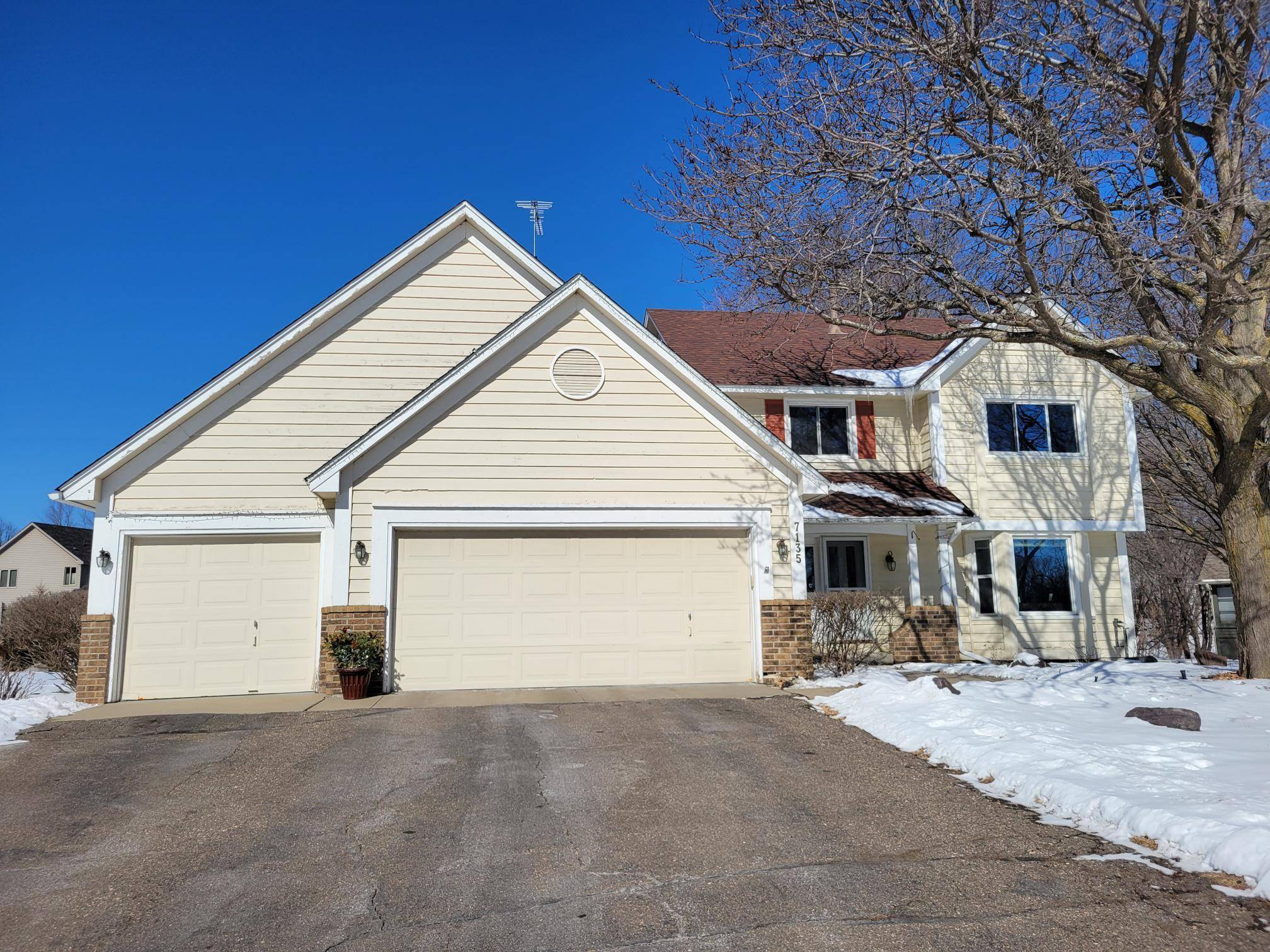 Apple Valley, MN 55124,7135 Upper 136th ST W