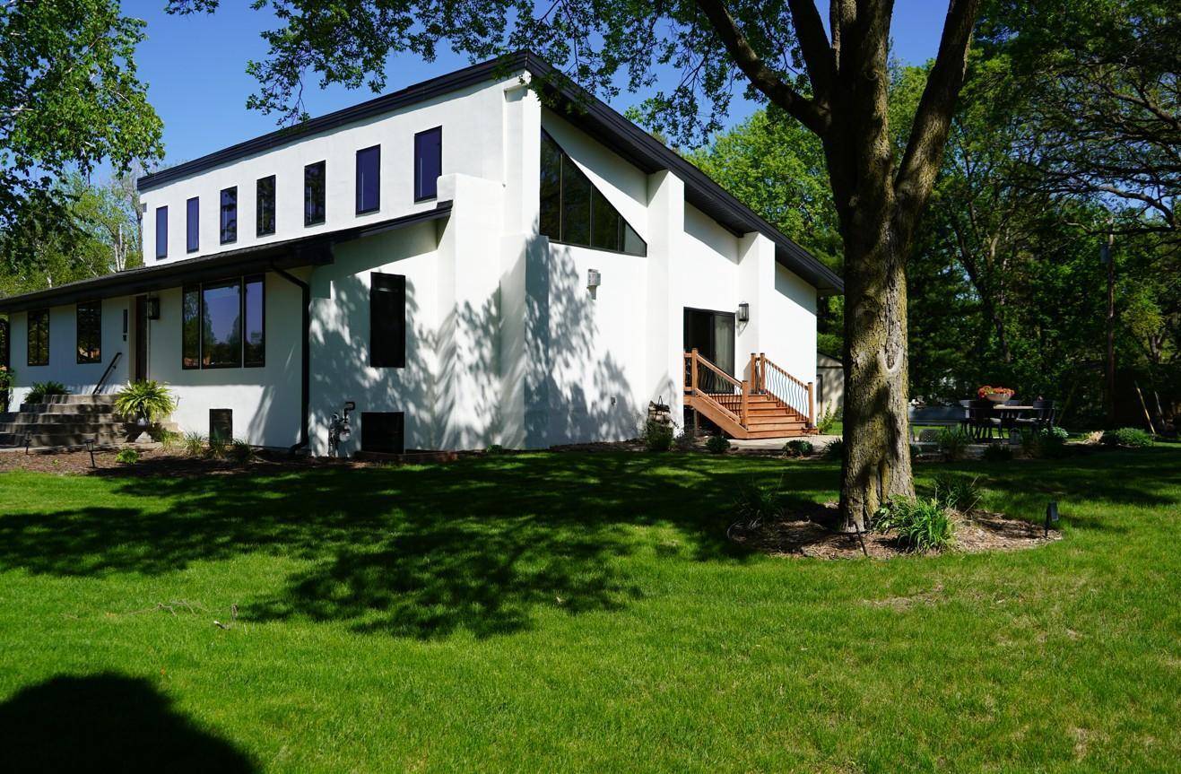 Edina, MN 55436,6000 Arbour LN