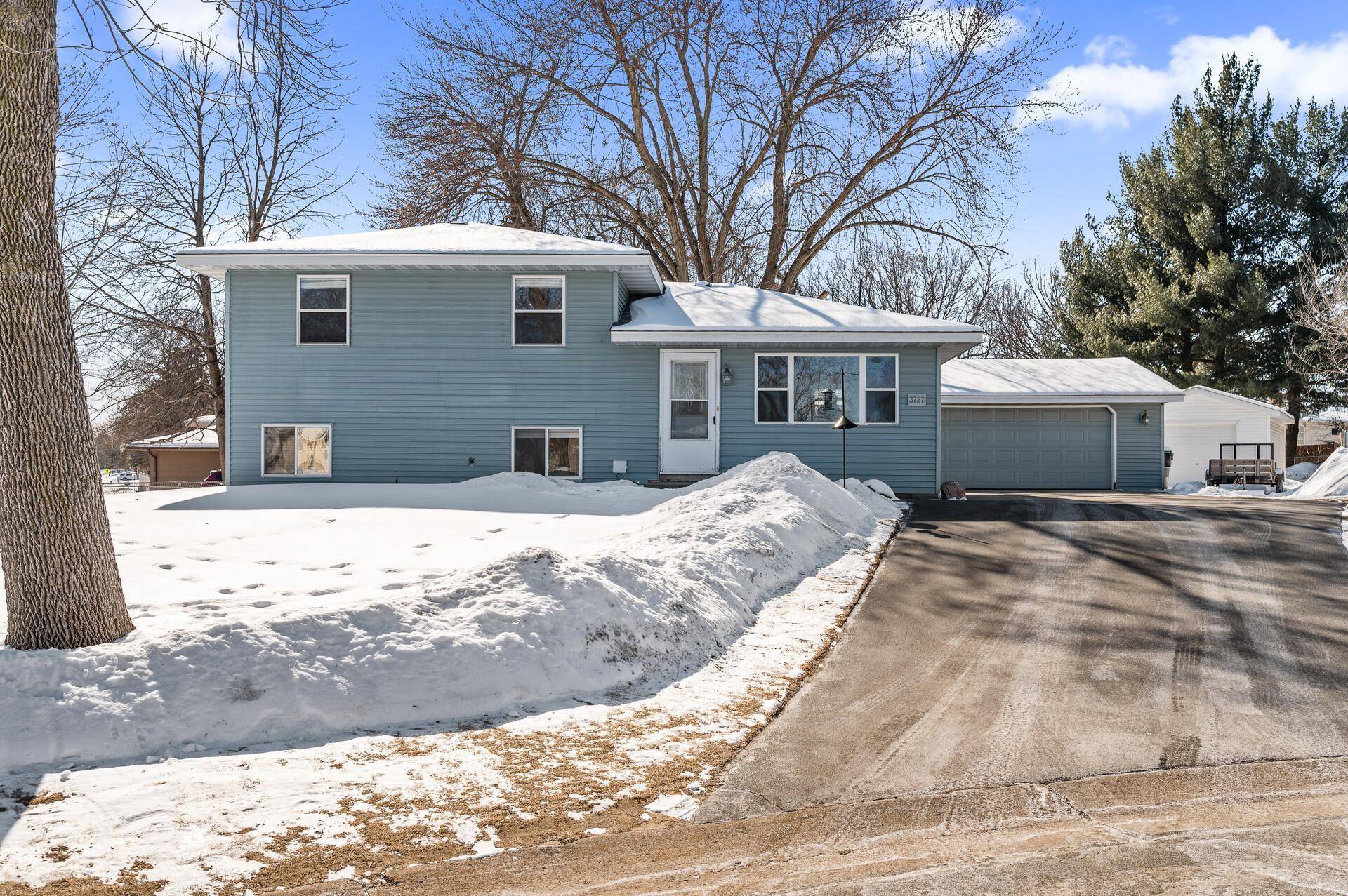 Anoka, MN 55303,3727 Colfax CT