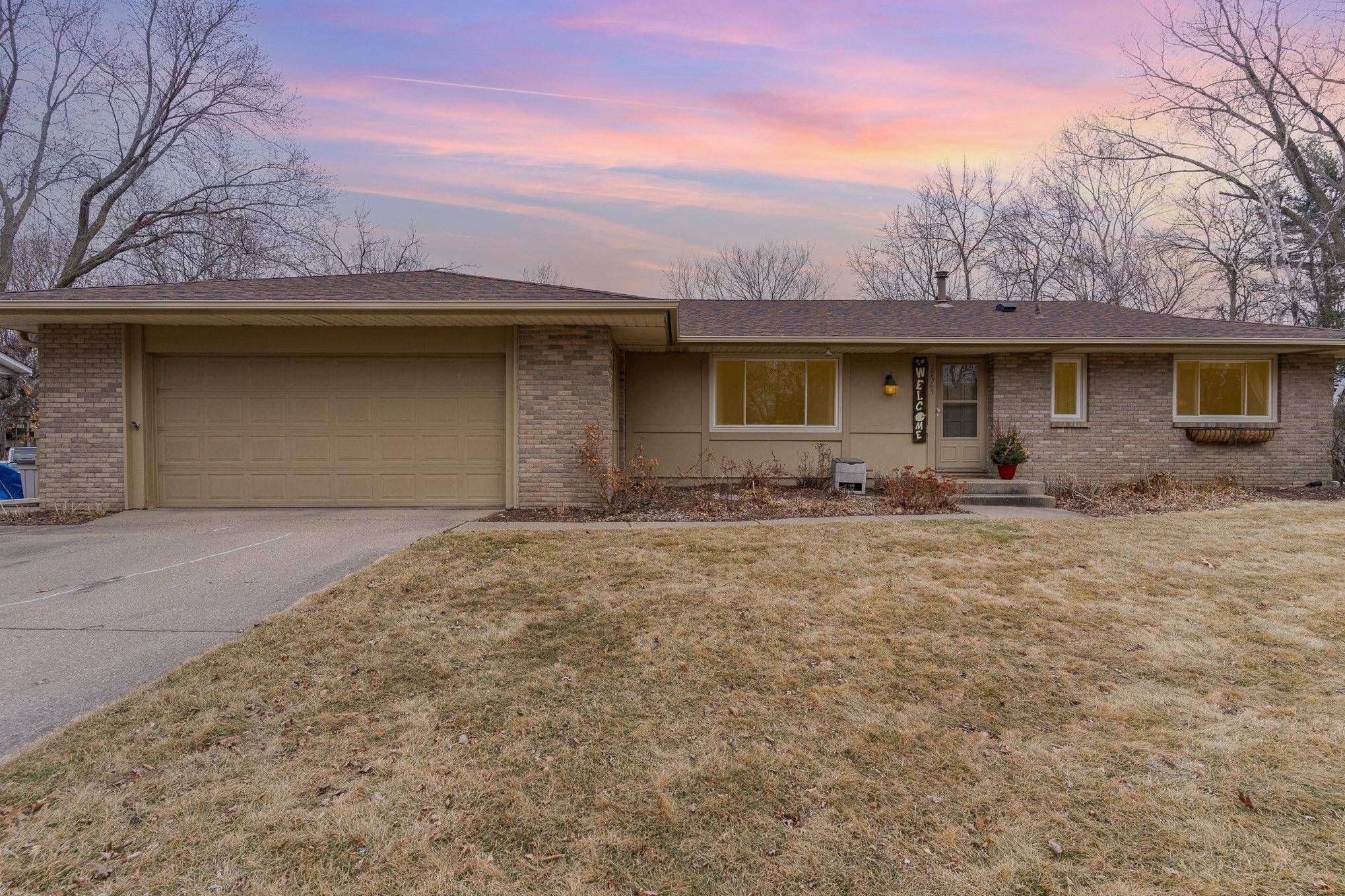 Apple Valley, MN 55124,12963 Findlay WAY