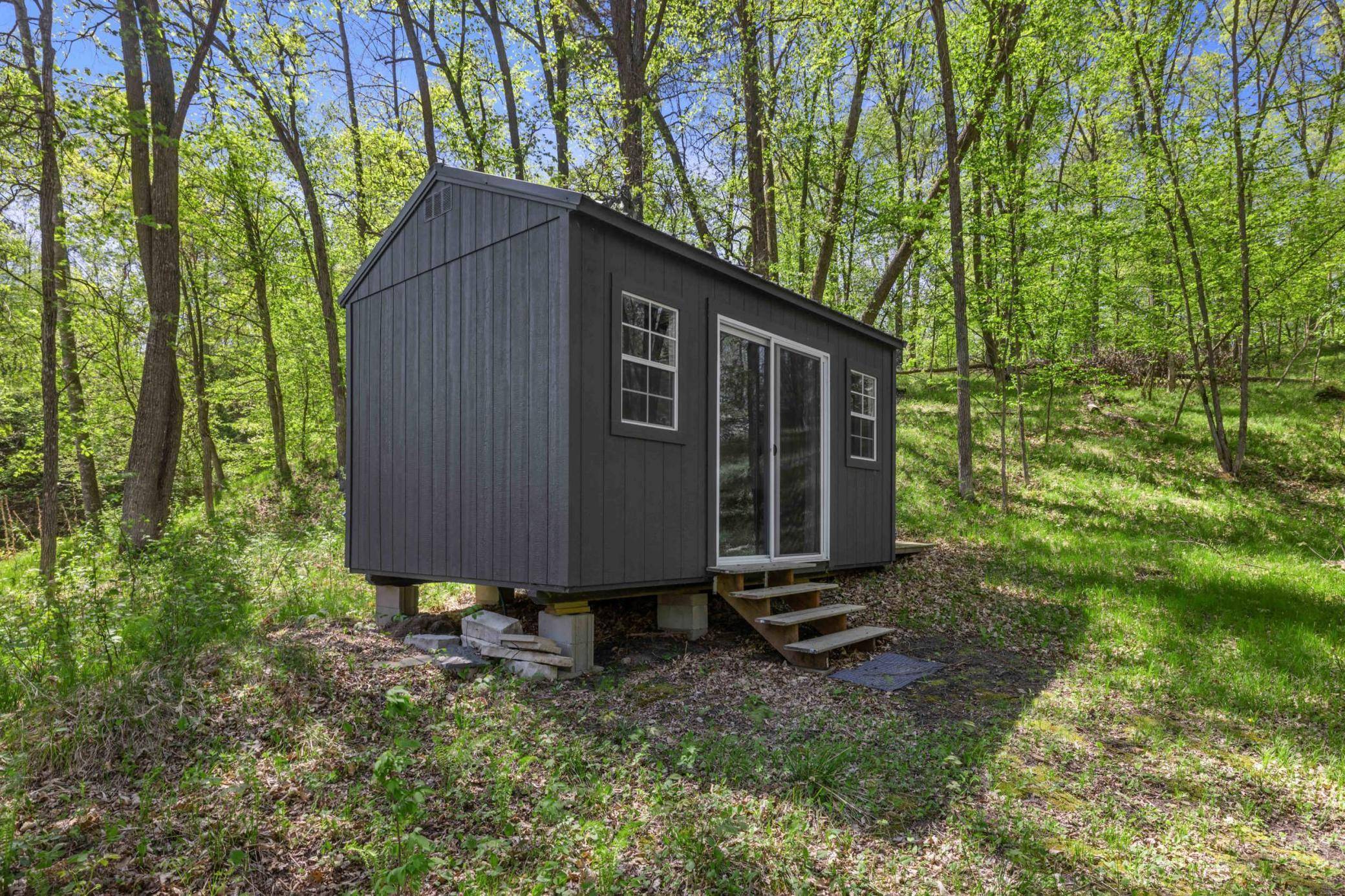 Pequot Lakes, MN 56472,8713 Forest CV