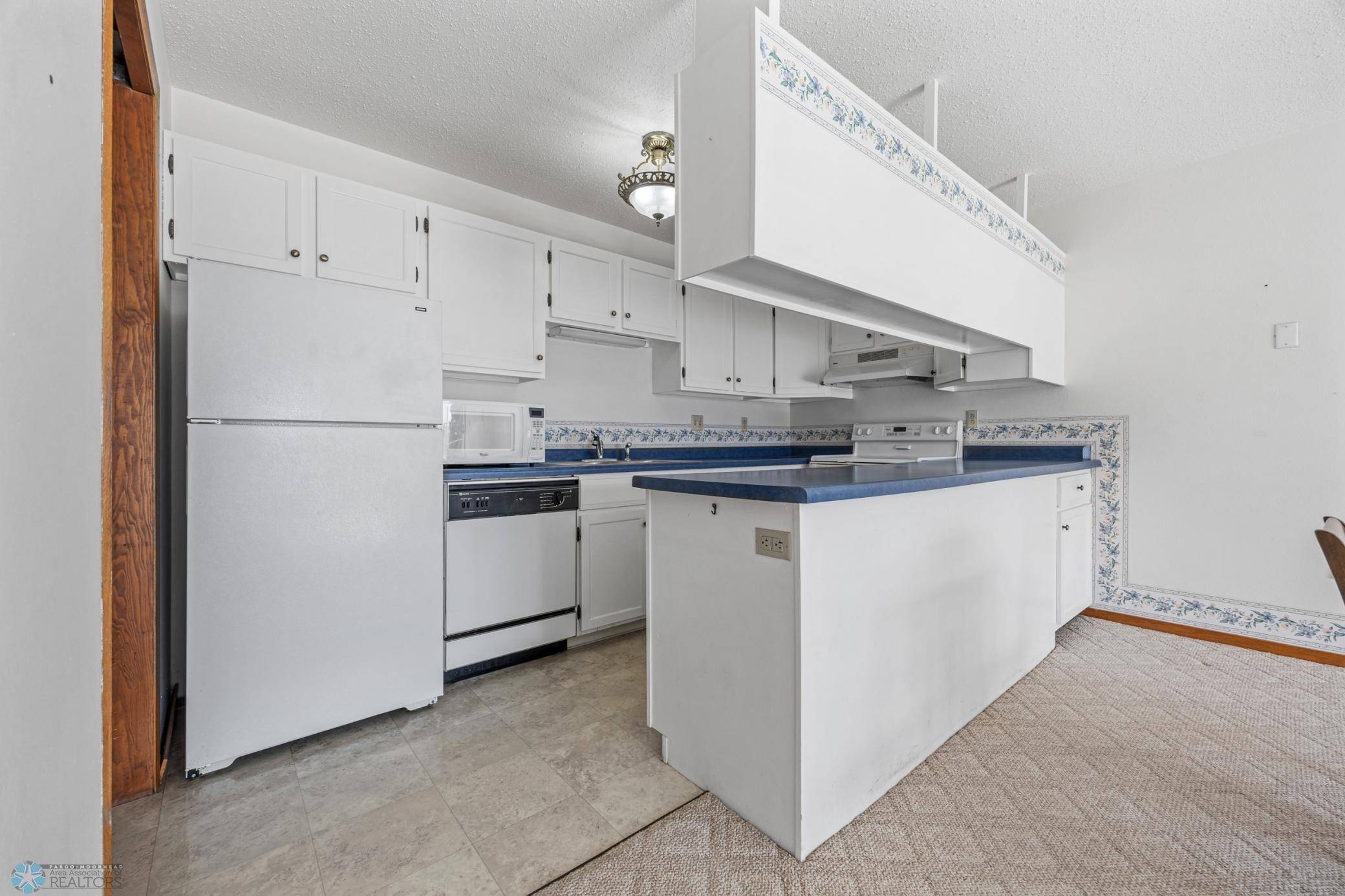 Mayville, ND 58257,131 8th AVE SE ##7