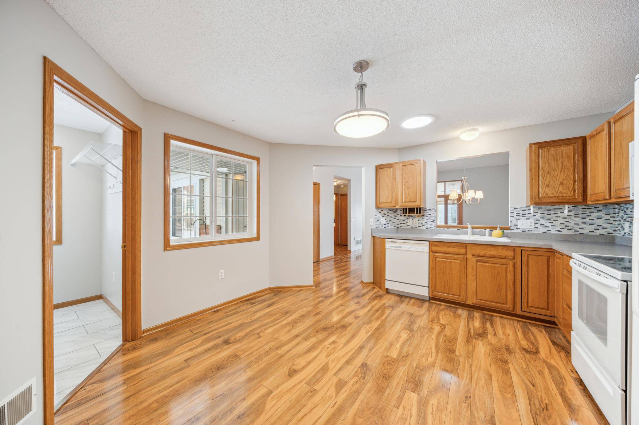 Apple Valley, MN 55124,15728 Fjord AVE