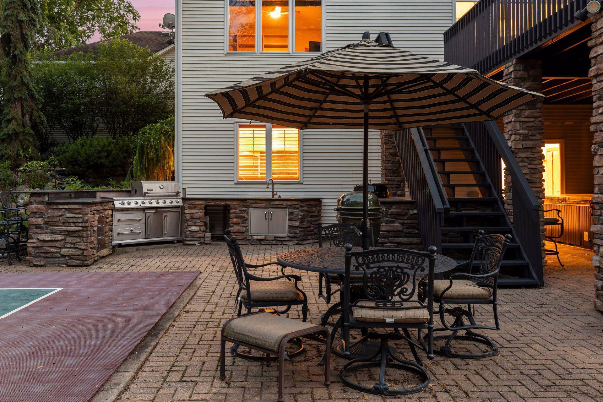 Eden Prairie, MN 55347,17558 George Moran DR