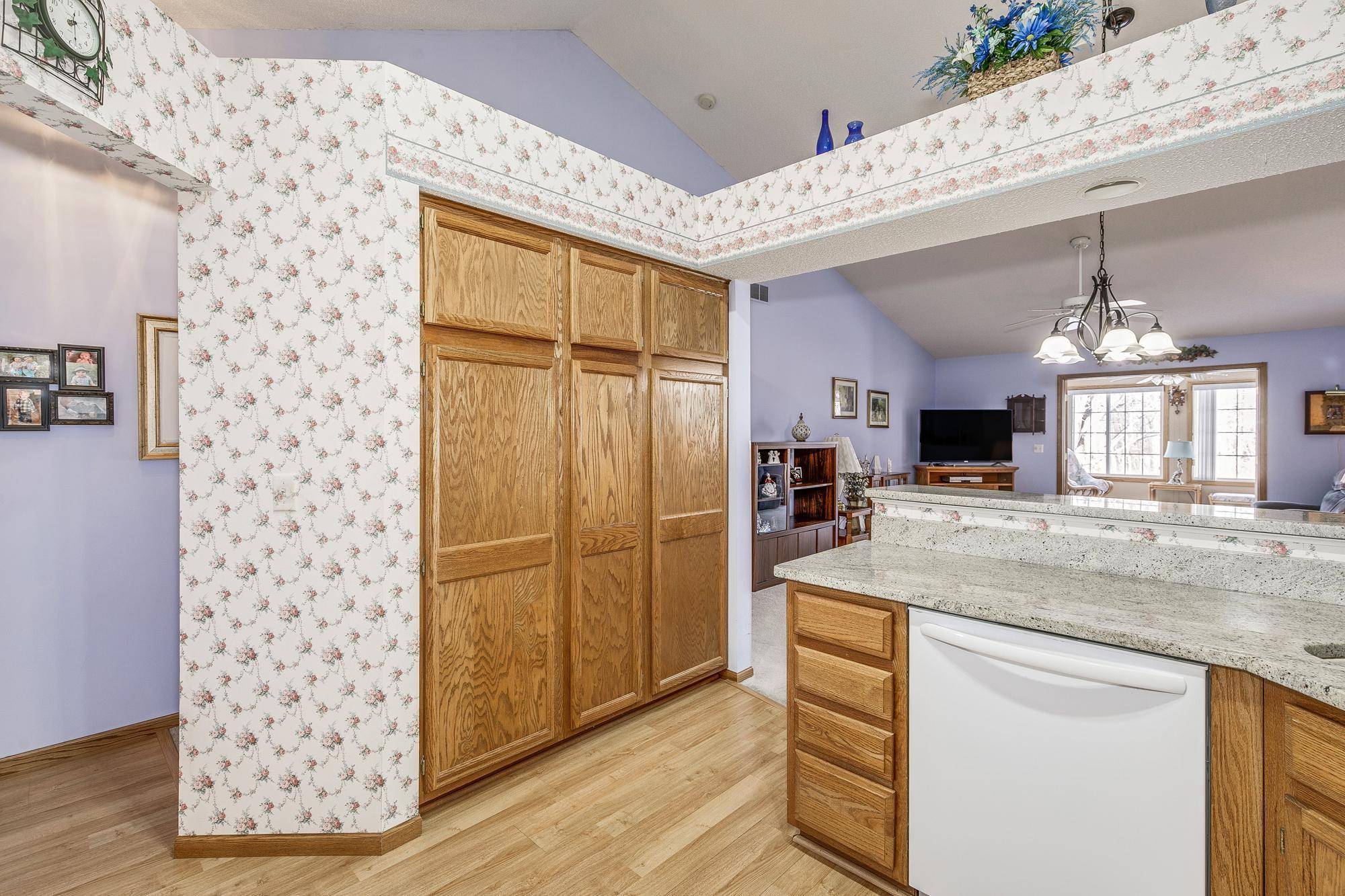 Woodbury, MN 55125,7930 Forest BLVD #F