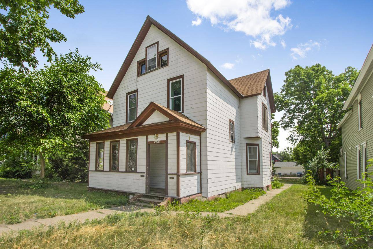 Minneapolis, MN 55411,2906 N 4th ST