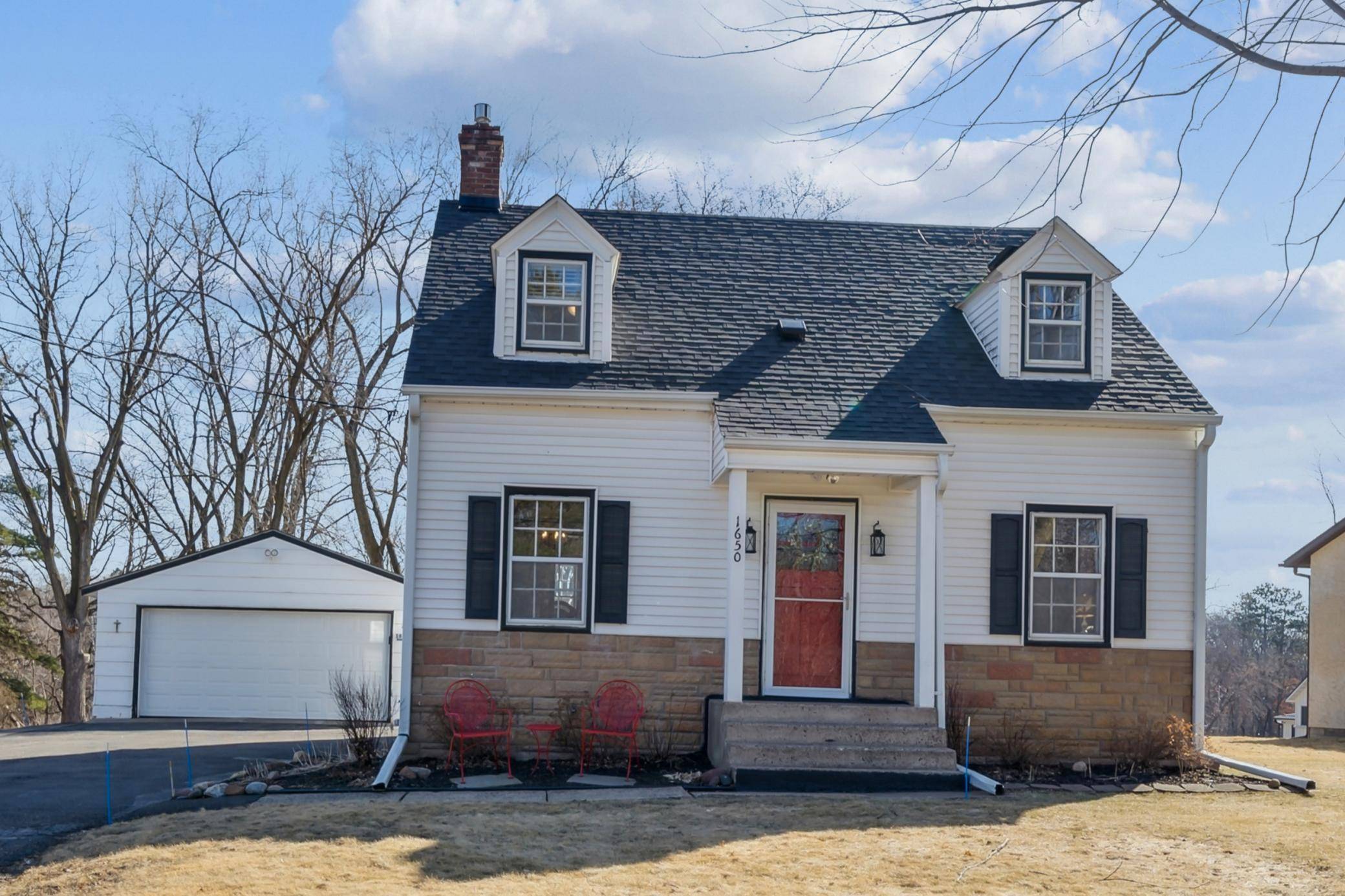 Maplewood, MN 55119,1650 Sterling ST N