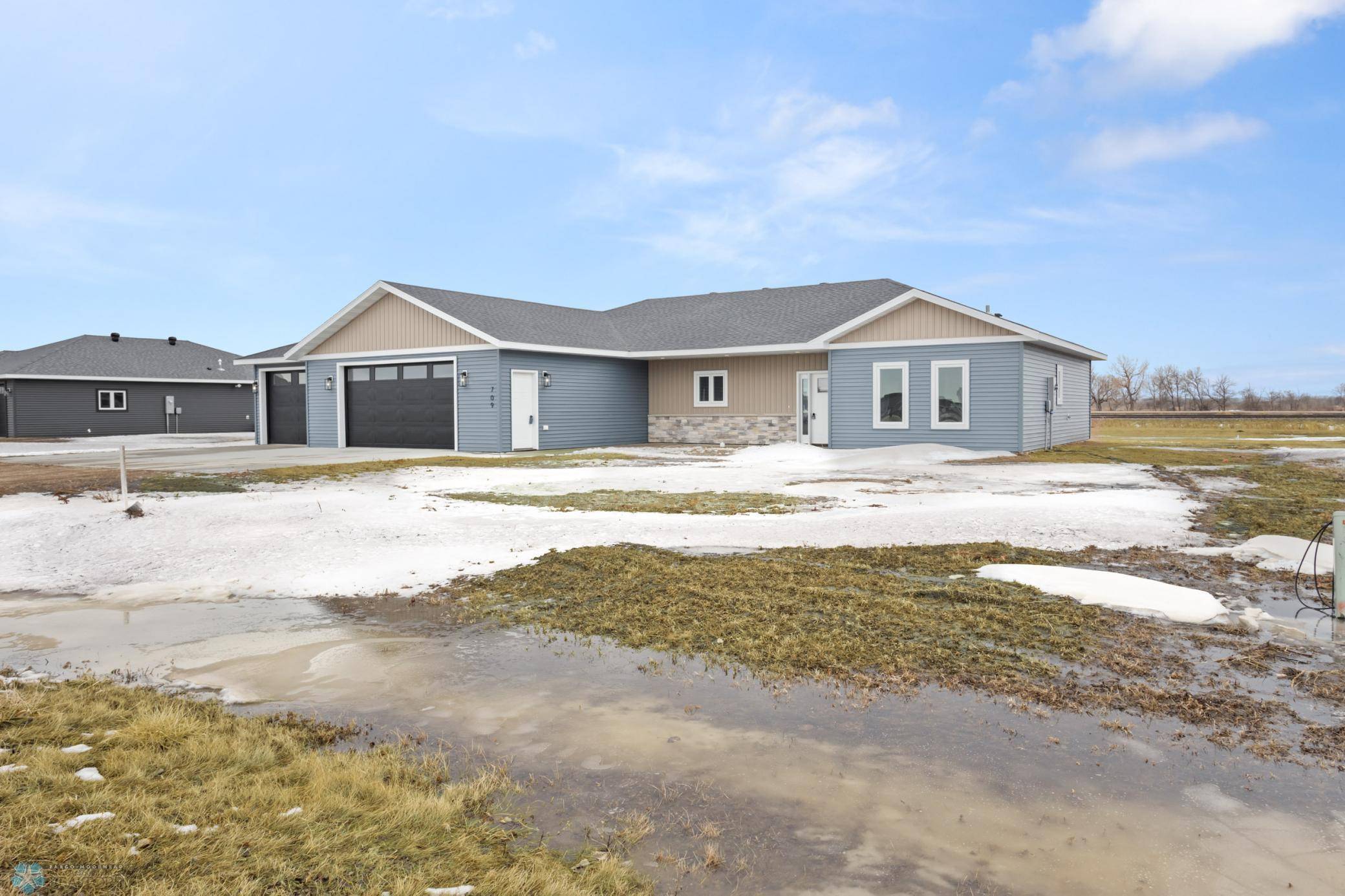 Colfax, ND 58018,709 BLAINE ST N