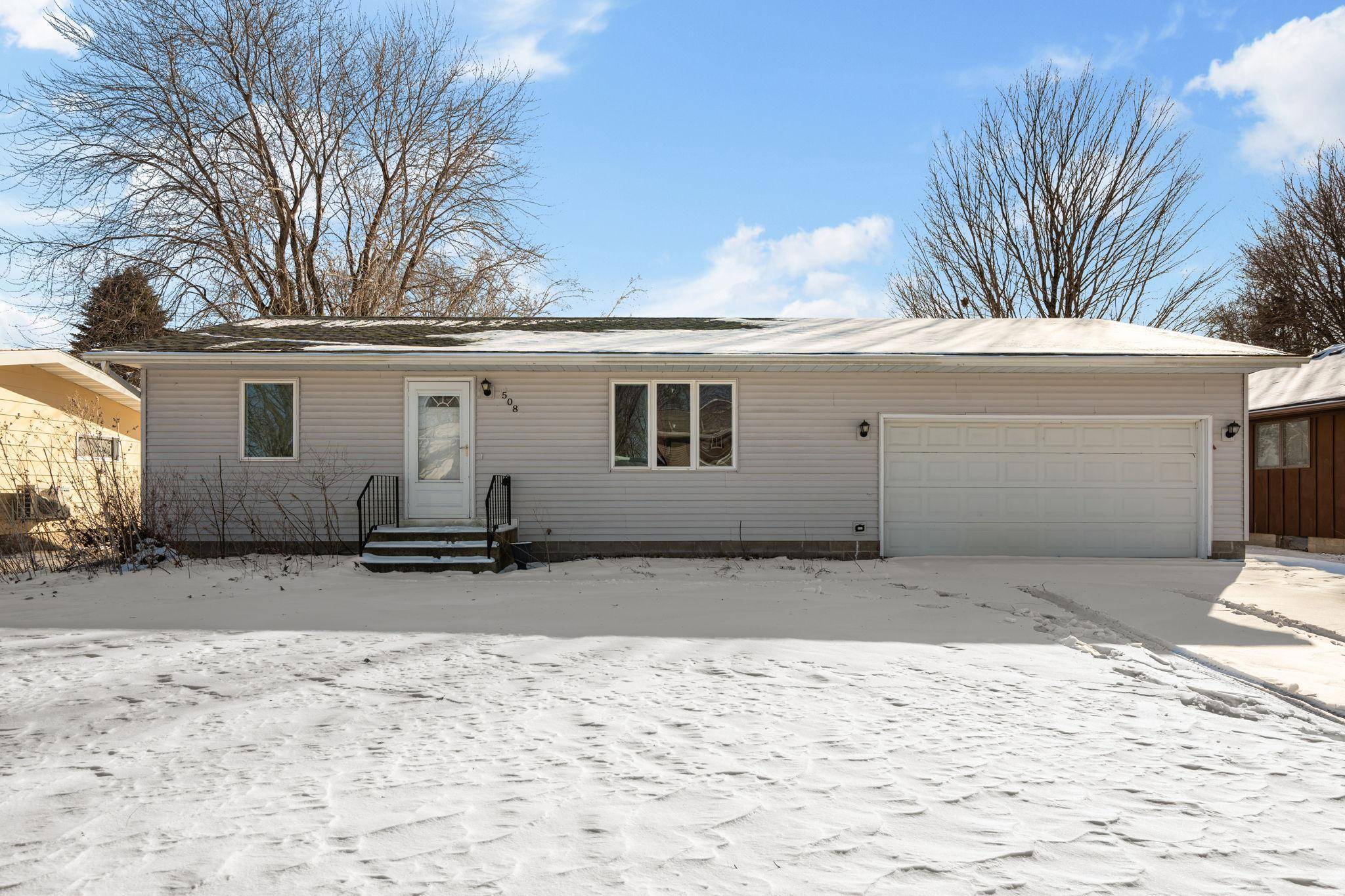New Richland, MN 56072,508 4th ST NW