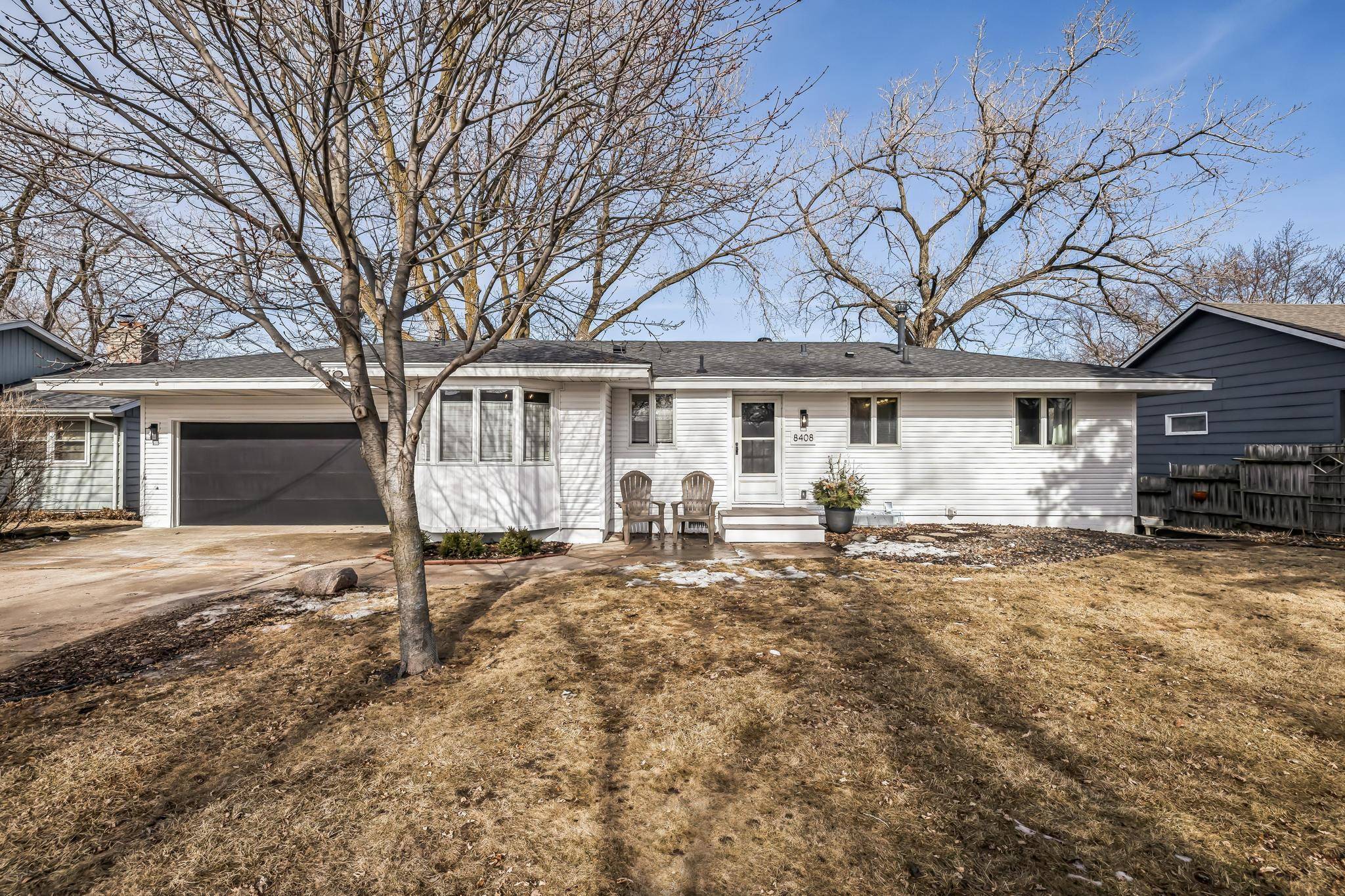New Hope, MN 55428,8408 Meadow Lake RD E