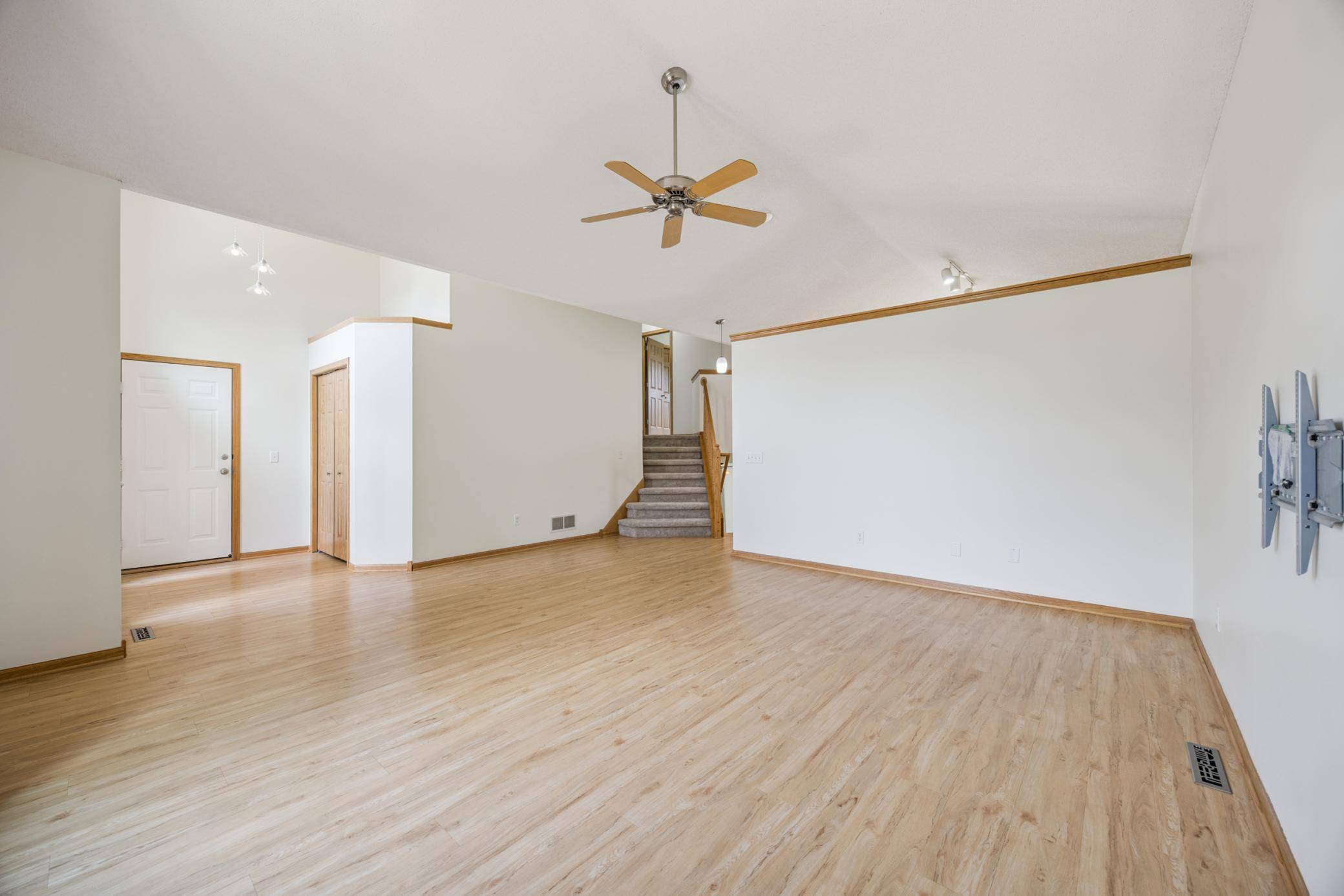 Blaine, MN 55434,10179 Terrace CT NE